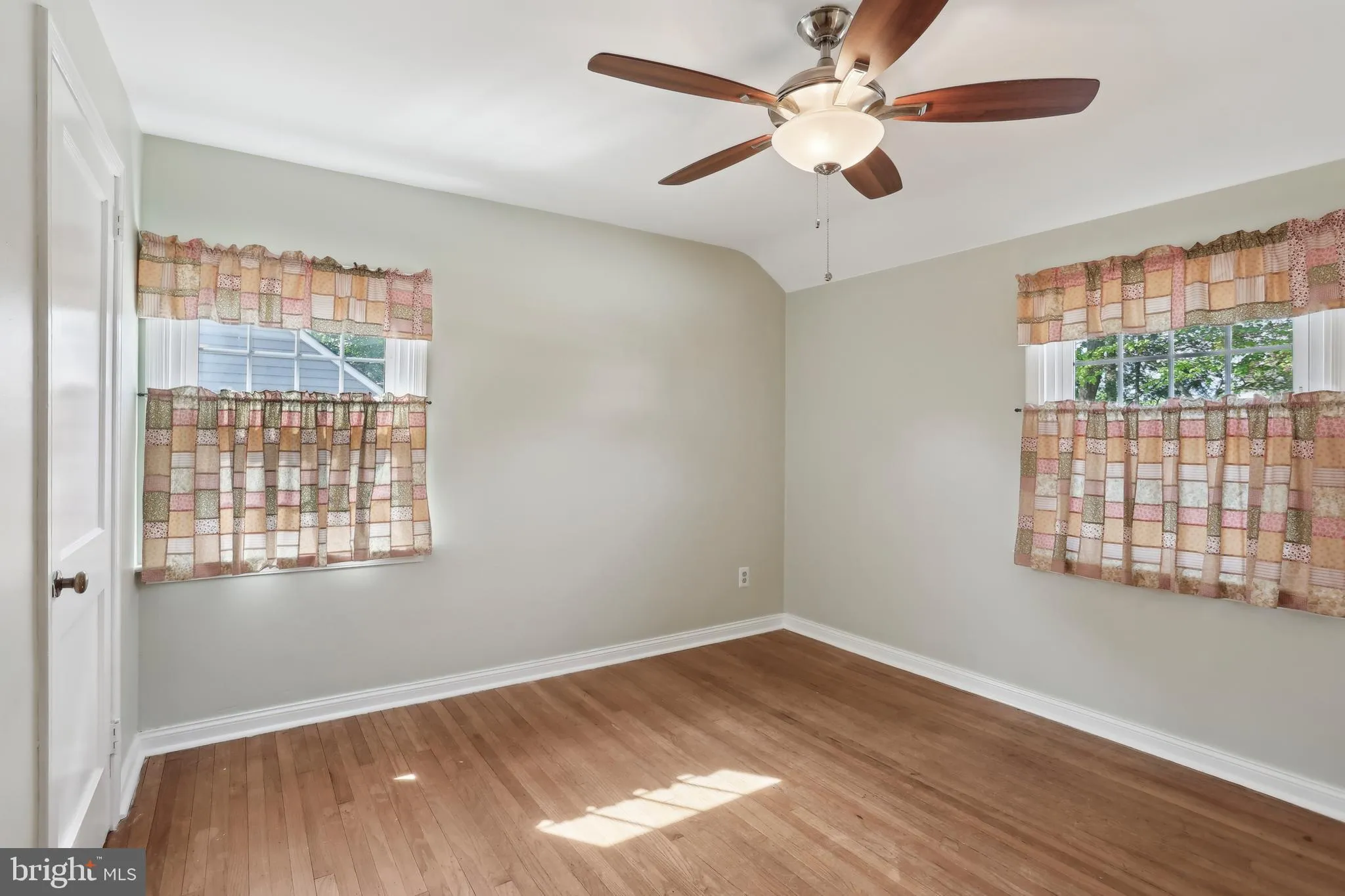 Springfield, Pennsylvania 19064, United States, 4 Bedrooms Bedrooms, ,3 BathroomsBathrooms,Residential,Active,119576