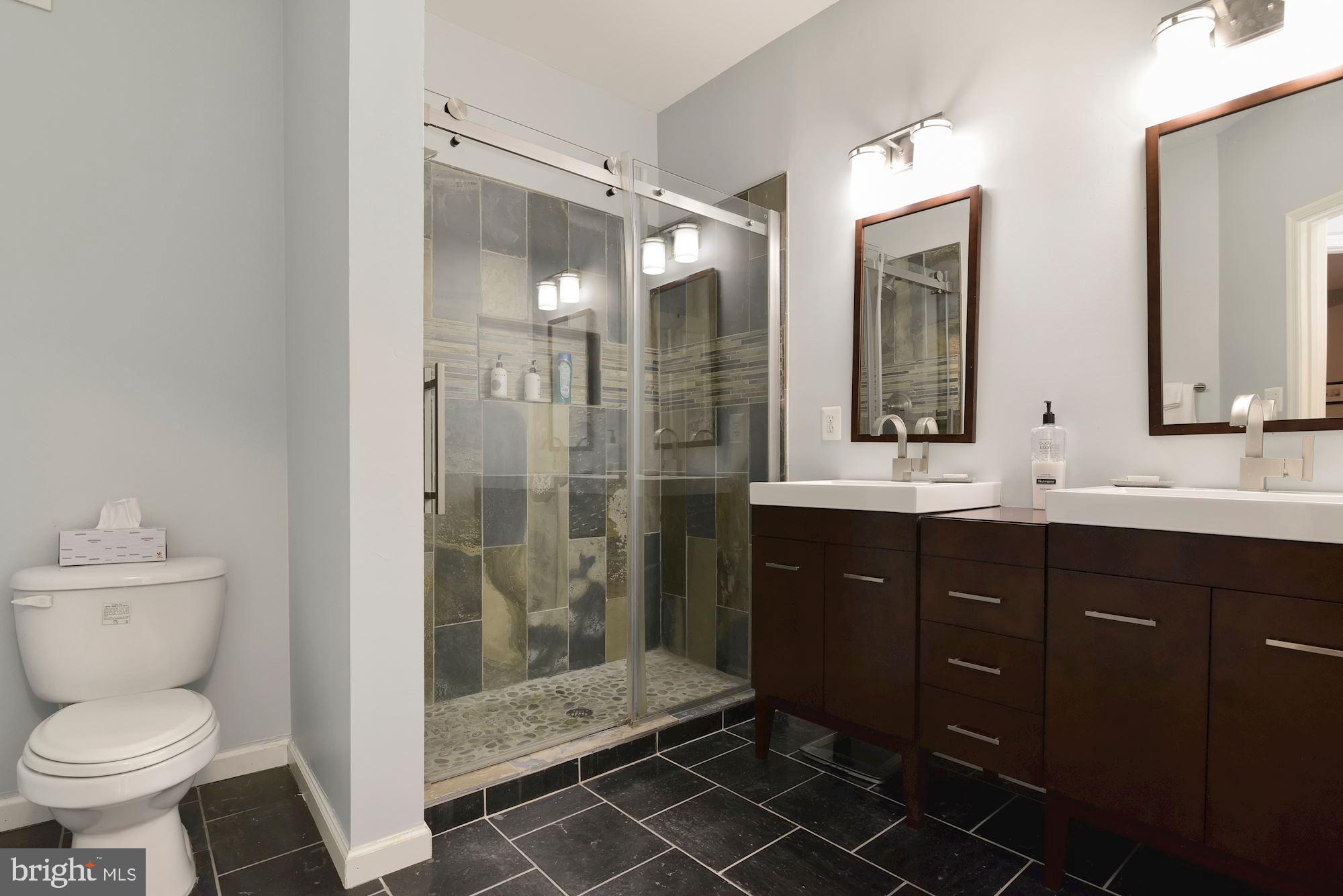 LAKELAND RIDGE - Residential