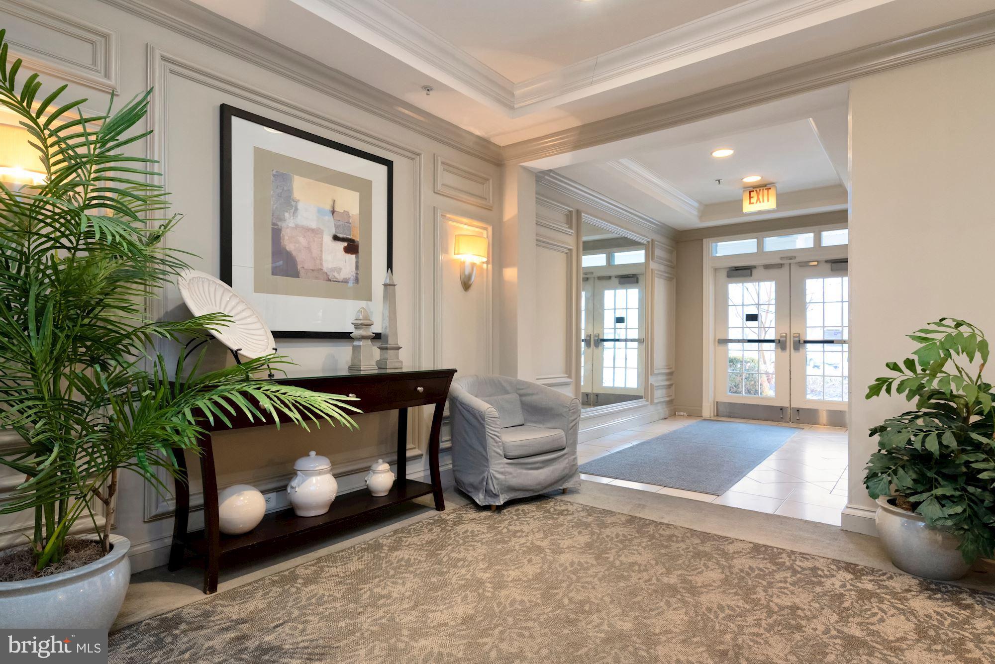 LAKELAND RIDGE - Residential