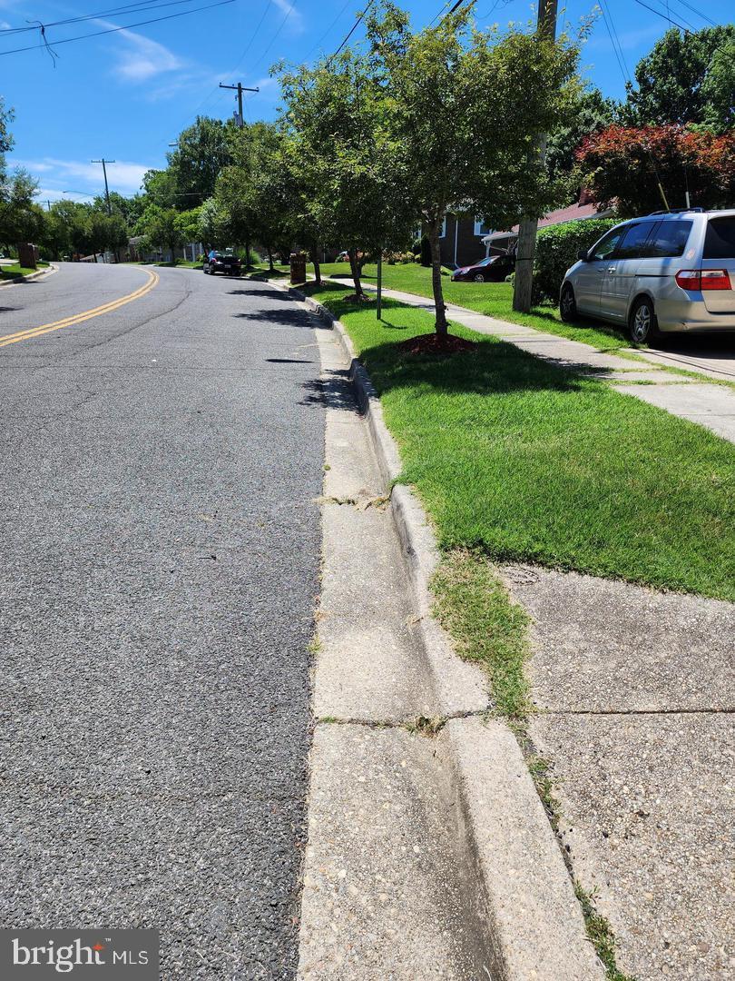 WILLIAMSBURG ESTATES - Residential Lease