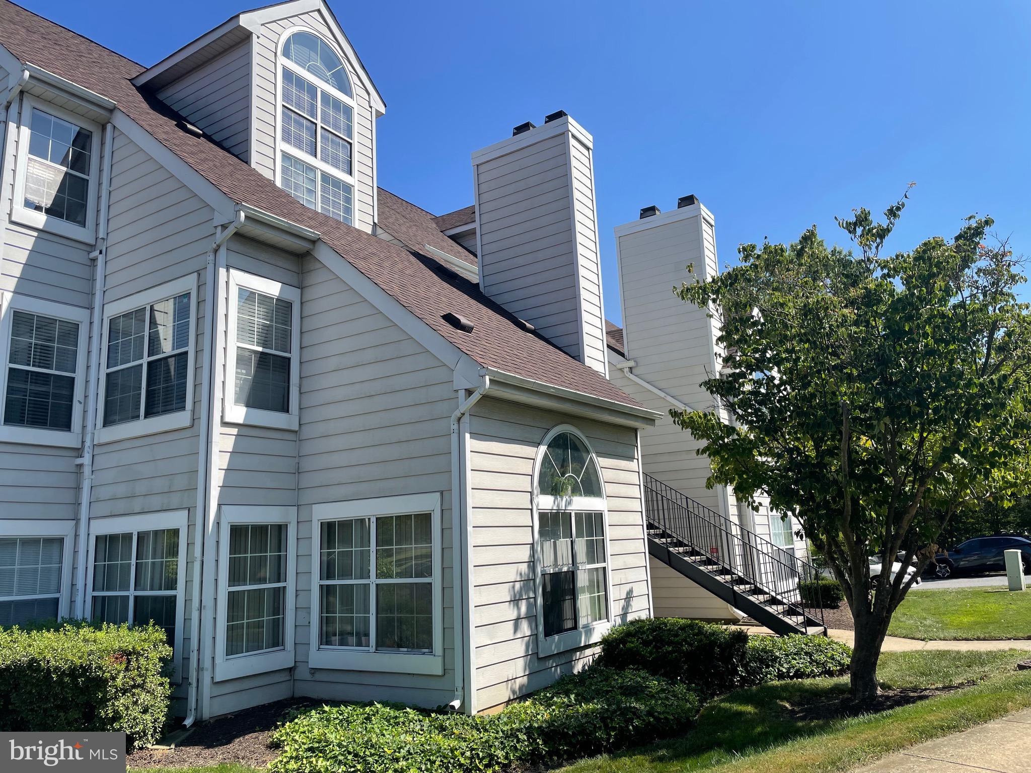 THE VISTAS - Residential