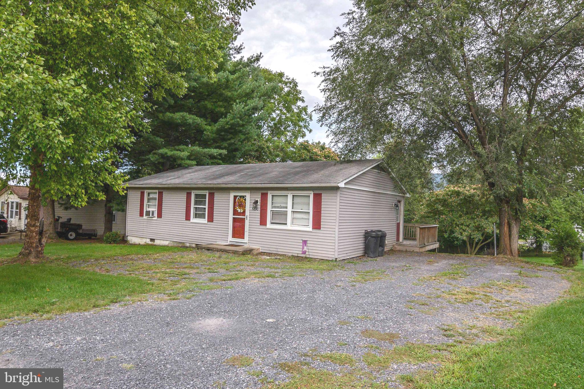 DUTCH LANE - Residential