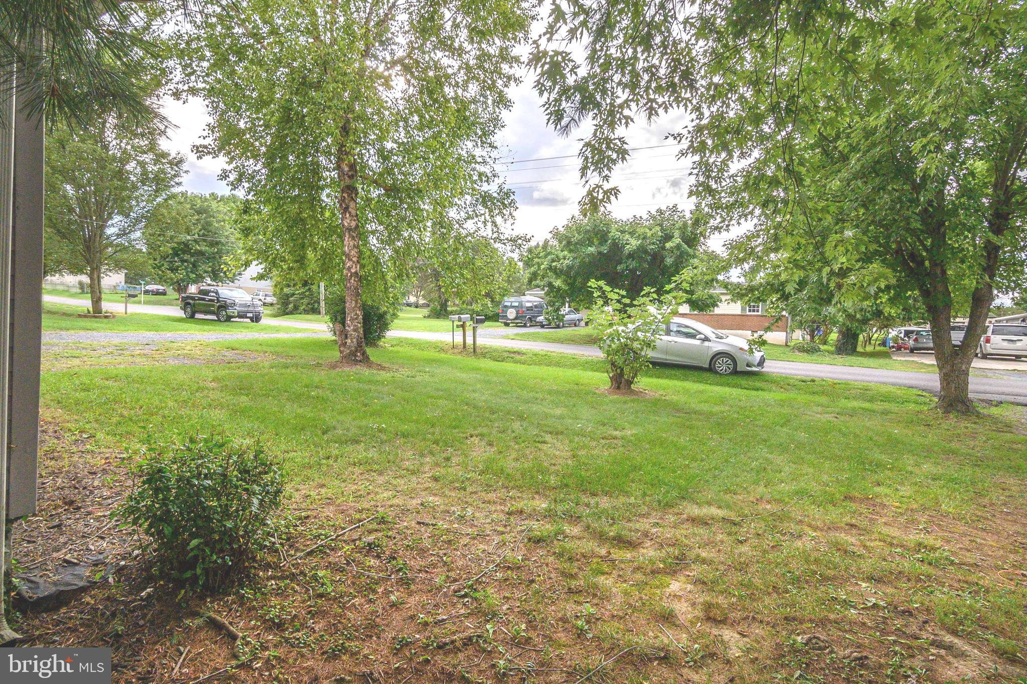 DUTCH LANE - Residential