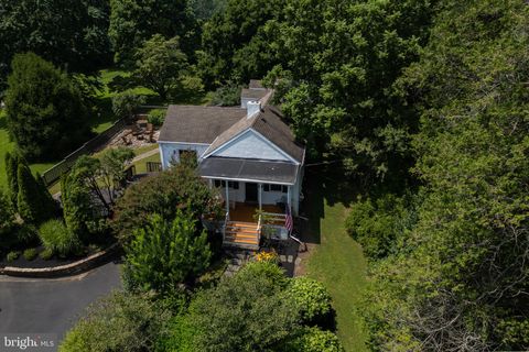 617 UNIONVILLE ROAD KENNETT SQUARE PA 19348