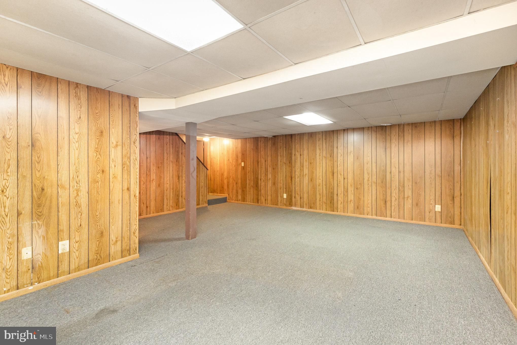 SOMERSET - Residential