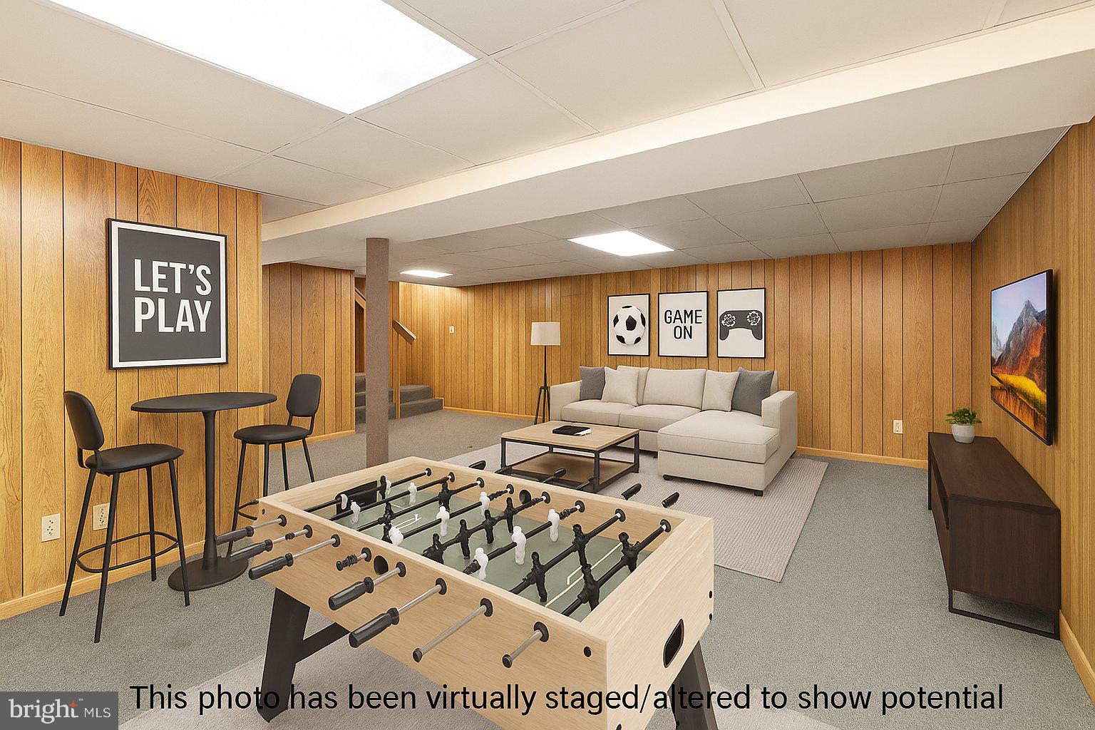 SOMERSET - Residential