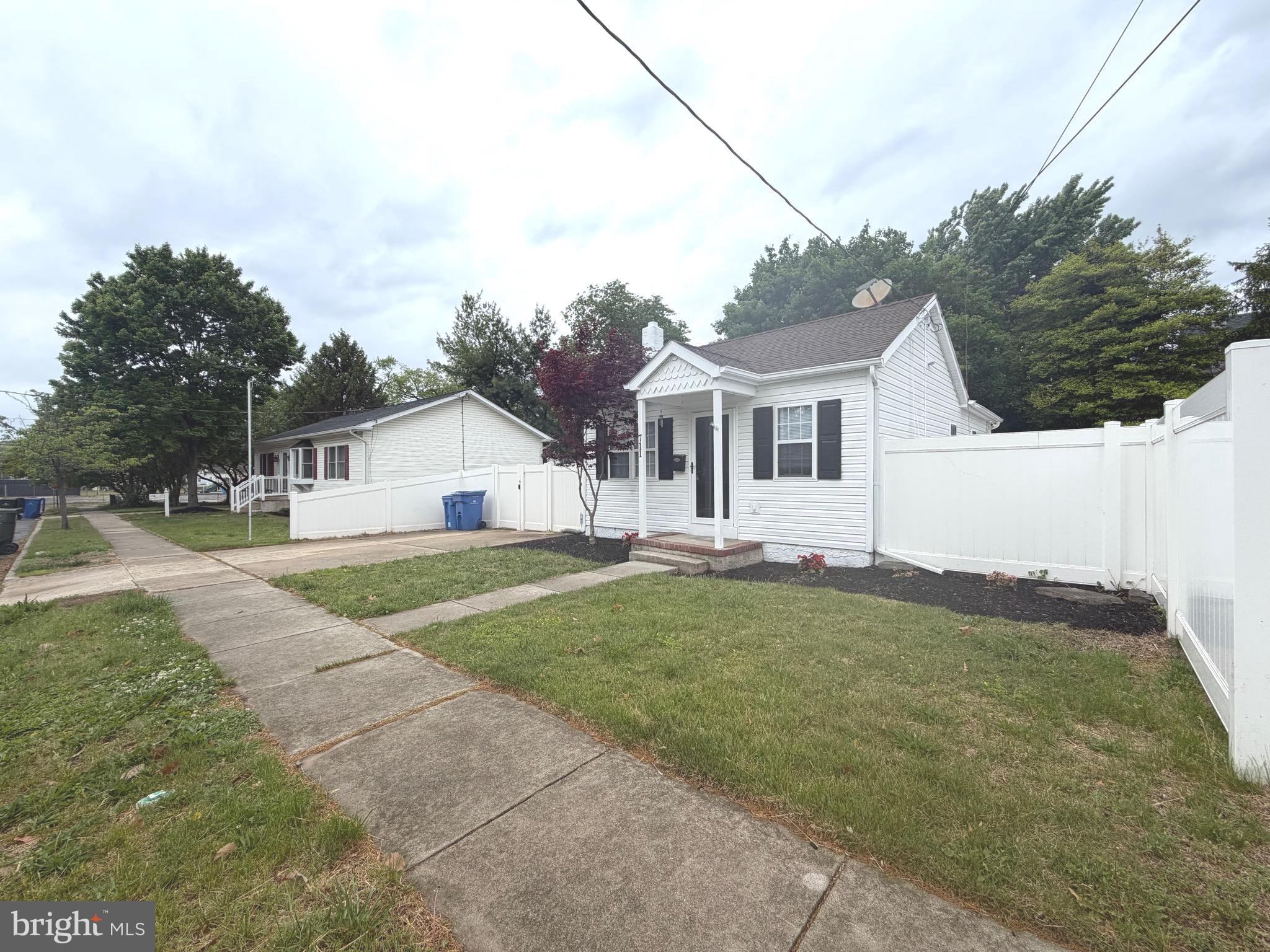 711 ASBURY AVENUE