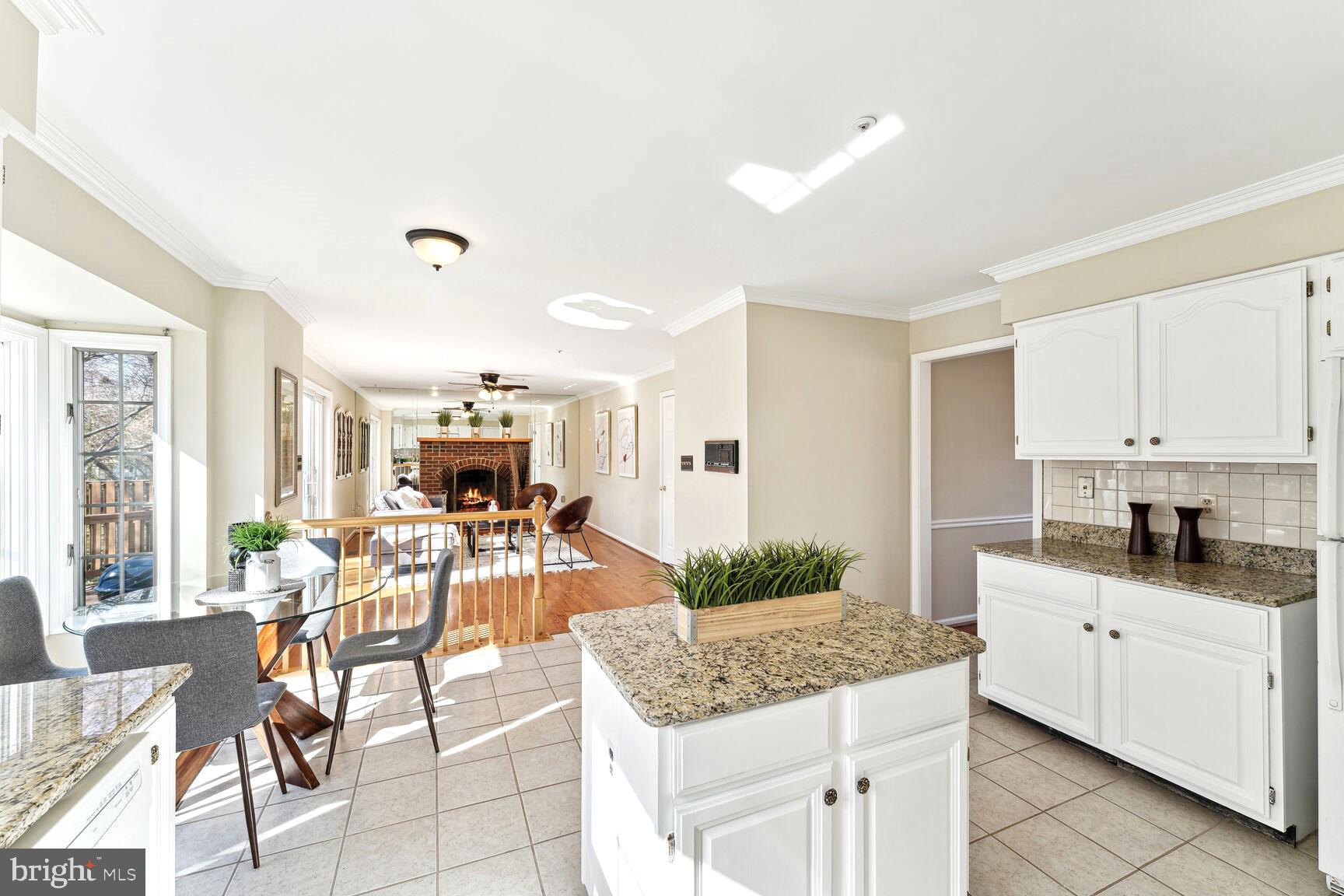 SIMMONS ACRES - Residential