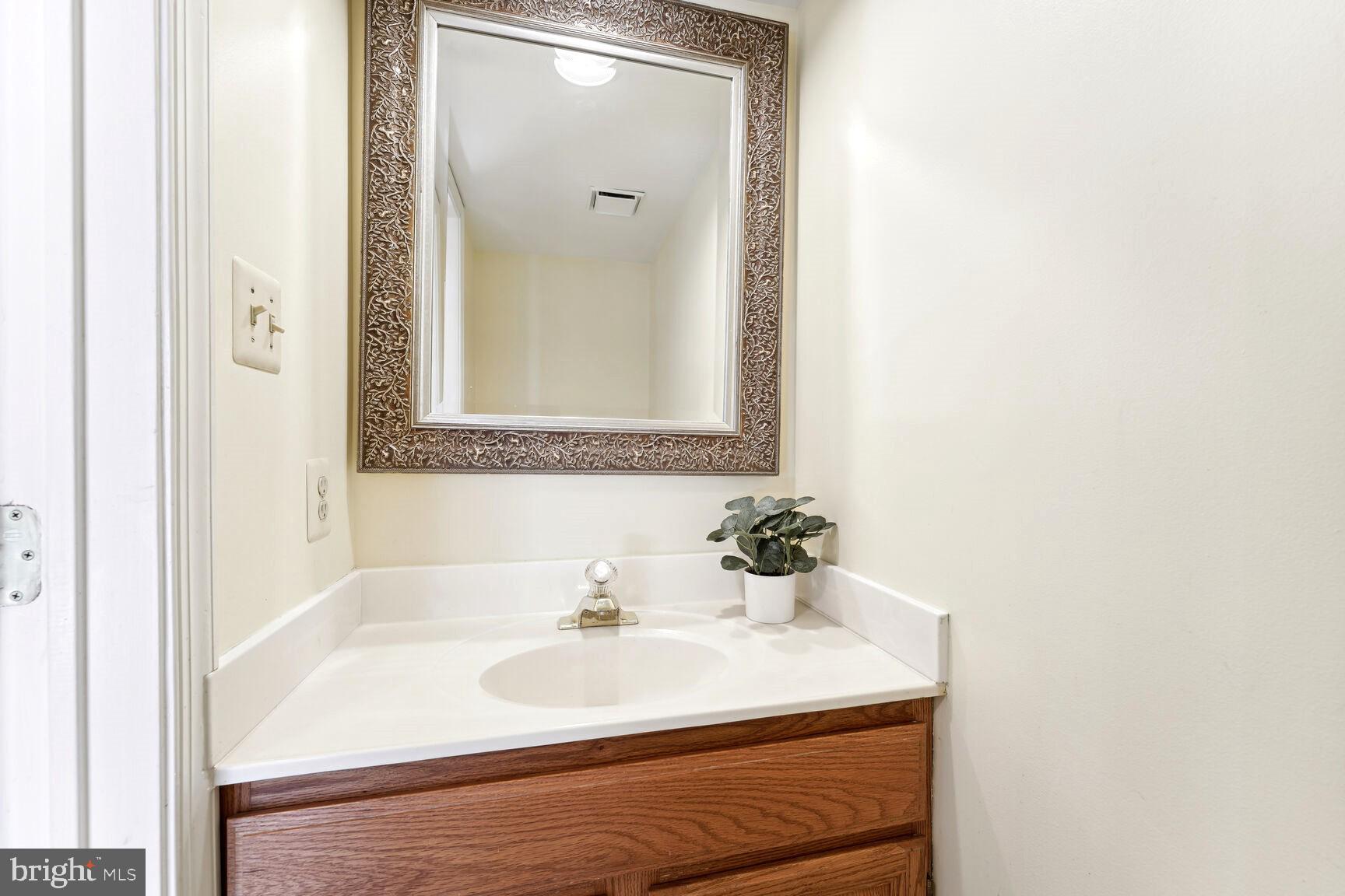 SIMMONS ACRES - Residential