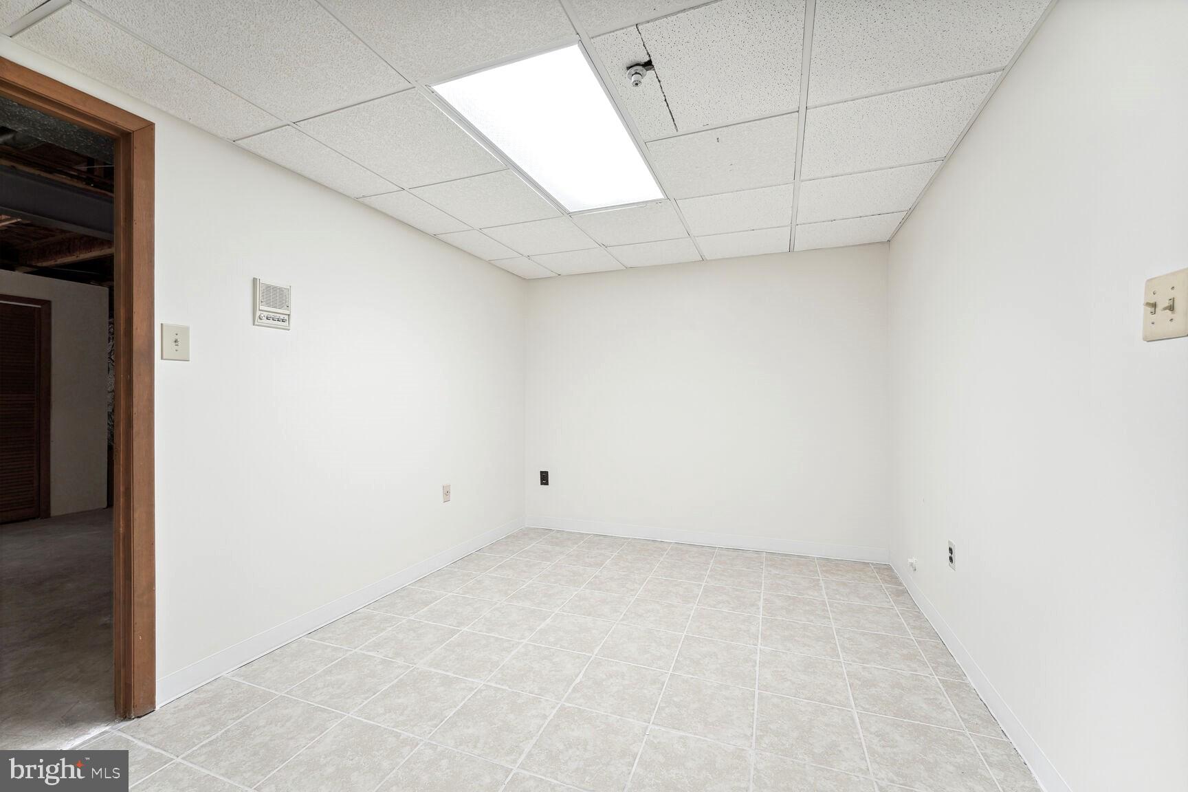 SIMMONS ACRES - Residential