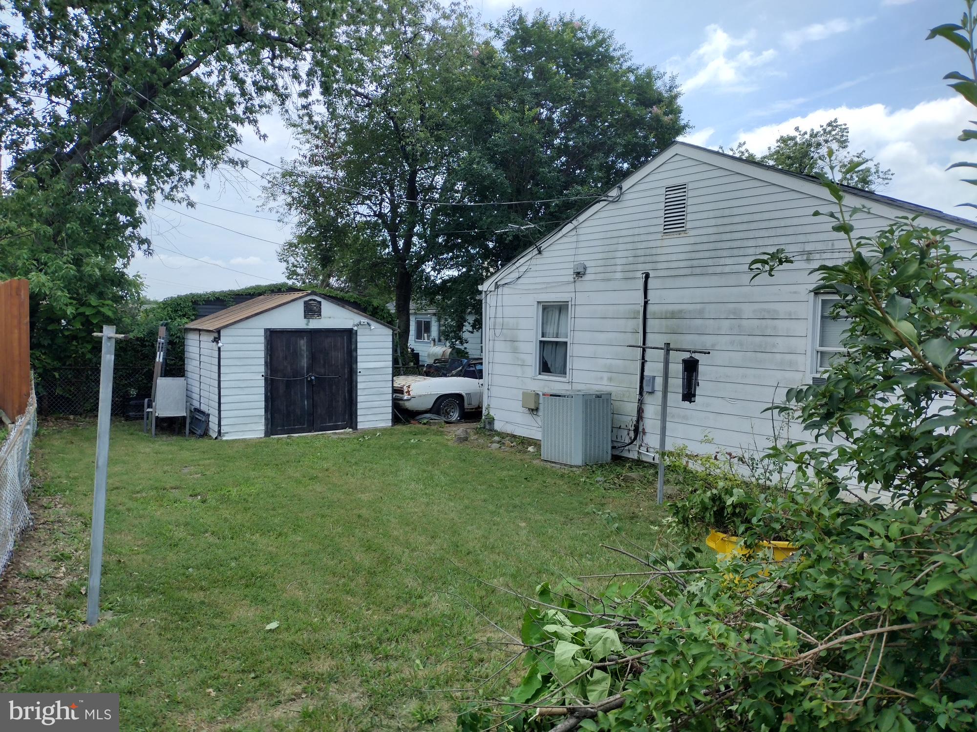 912 DORKING ROAD