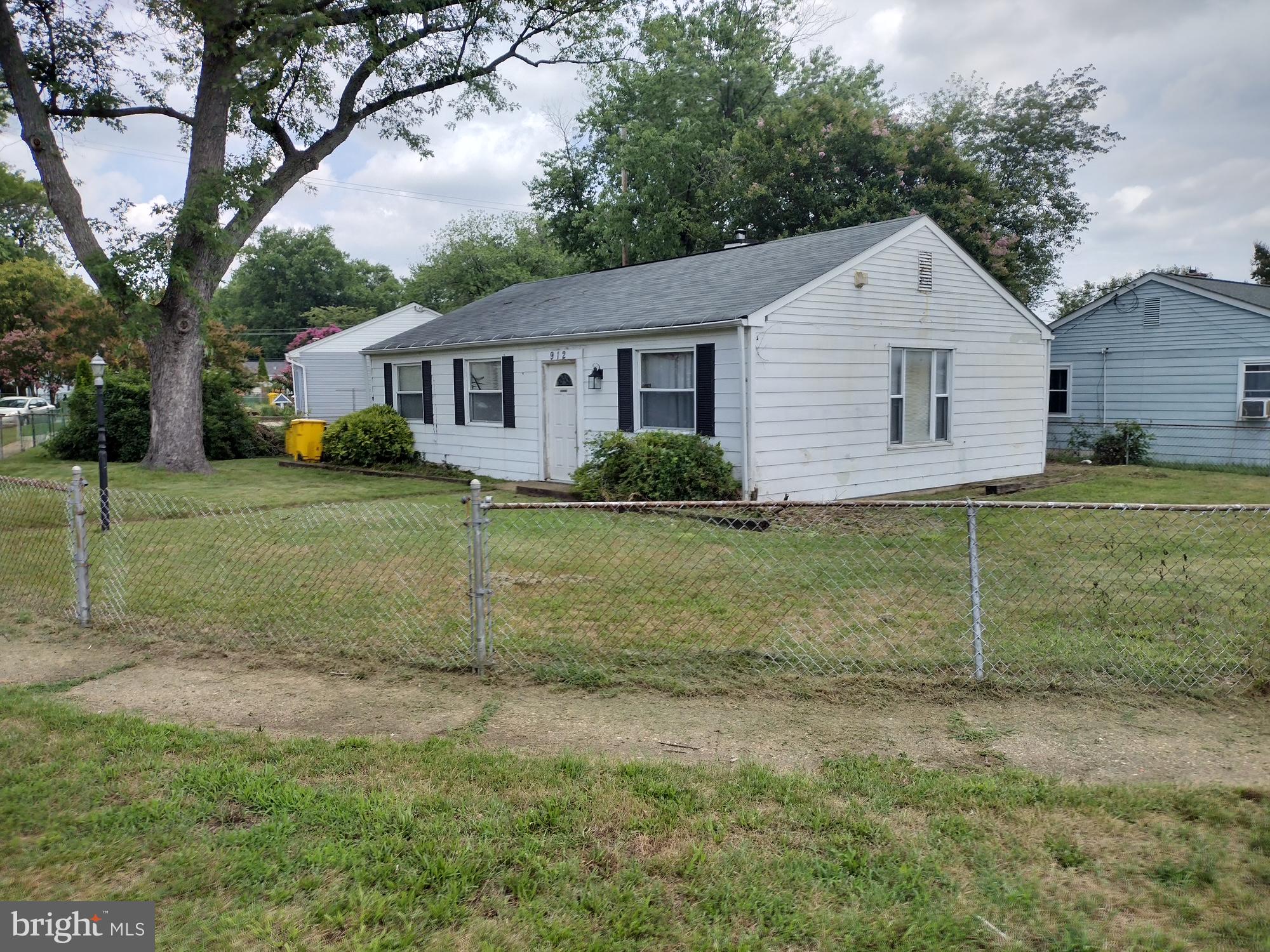 912 DORKING ROAD