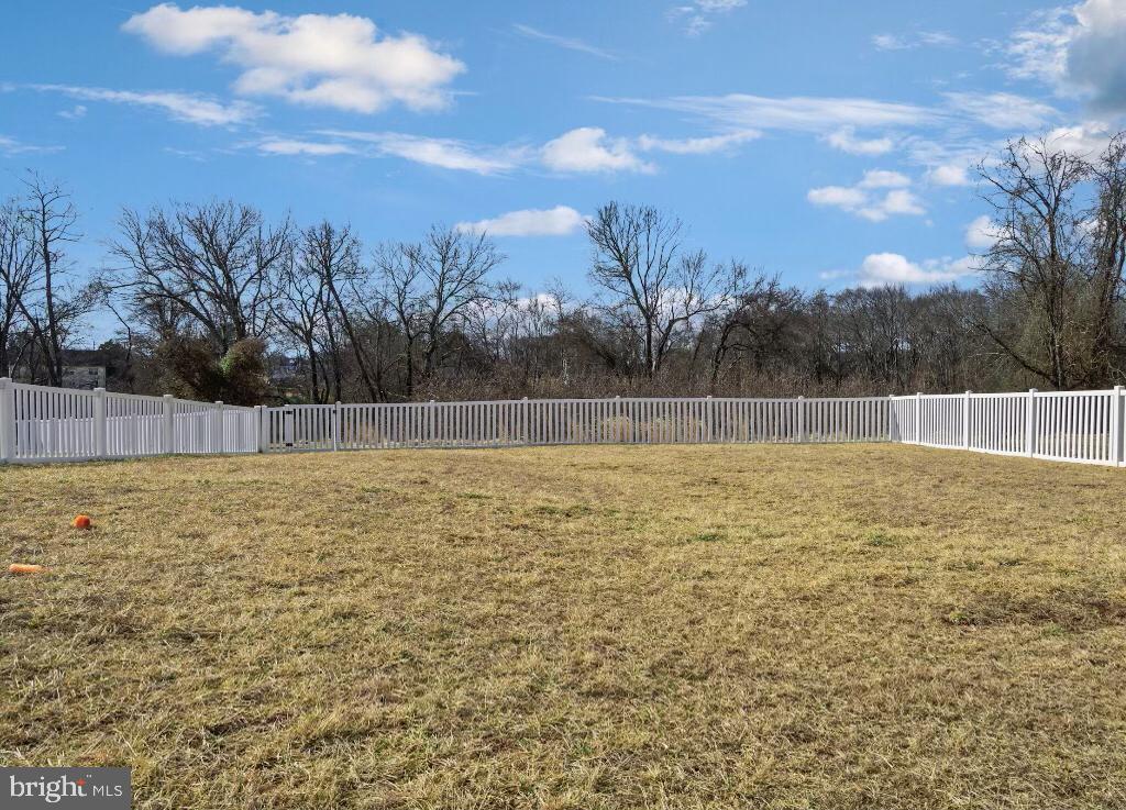 CLOVERLY FOREST - Residential