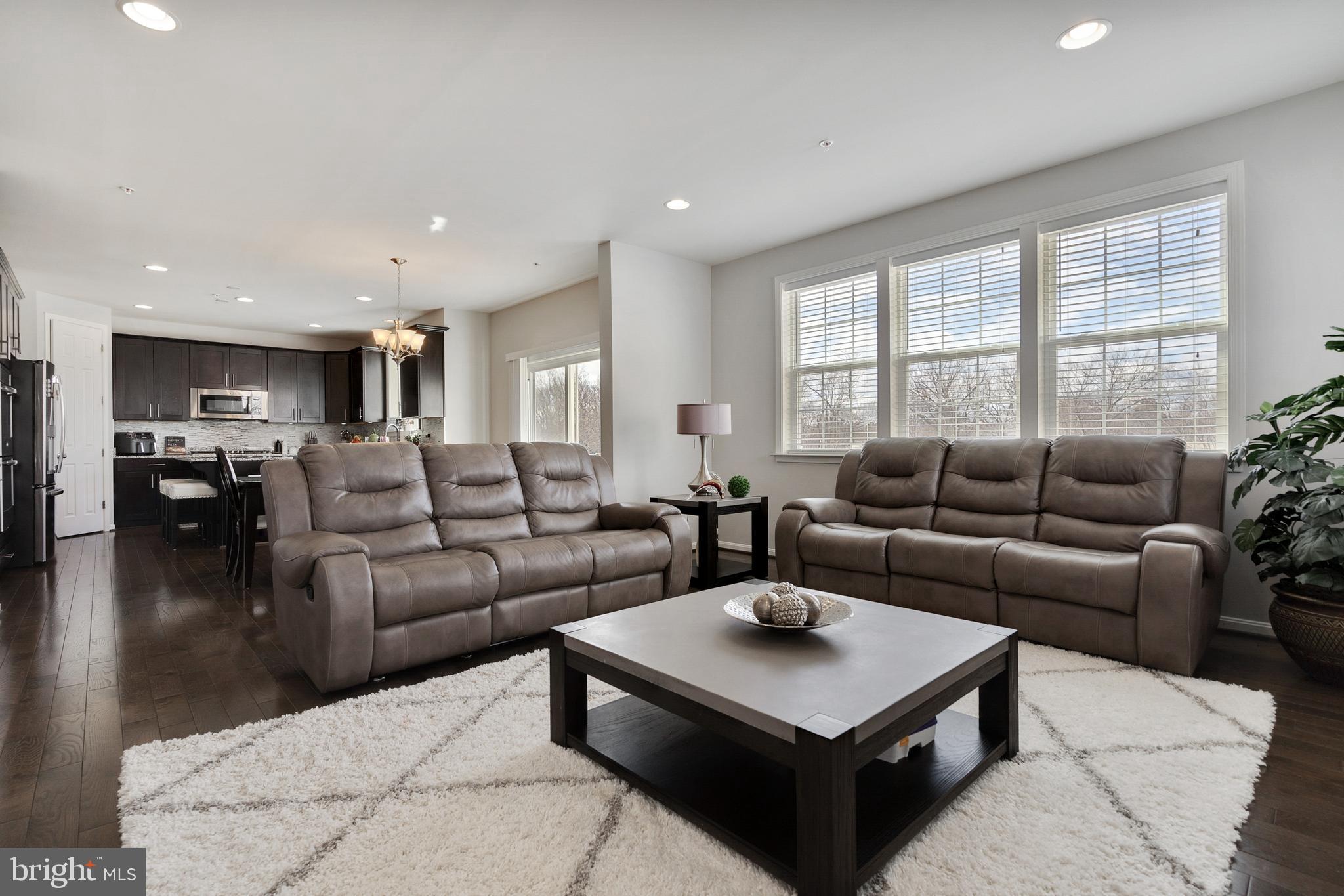 CLOVERLY FOREST - Residential