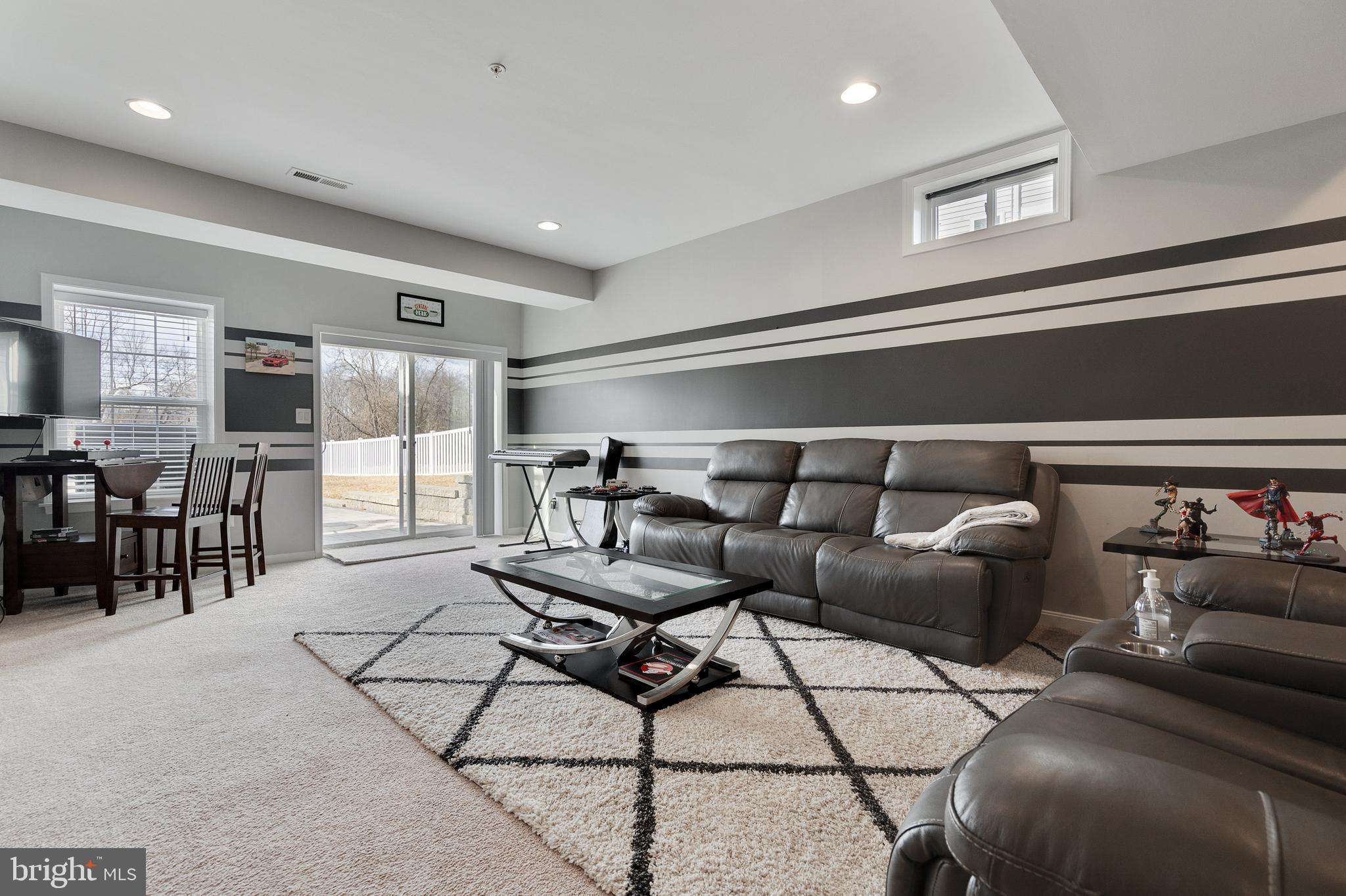 CLOVERLY FOREST - Residential