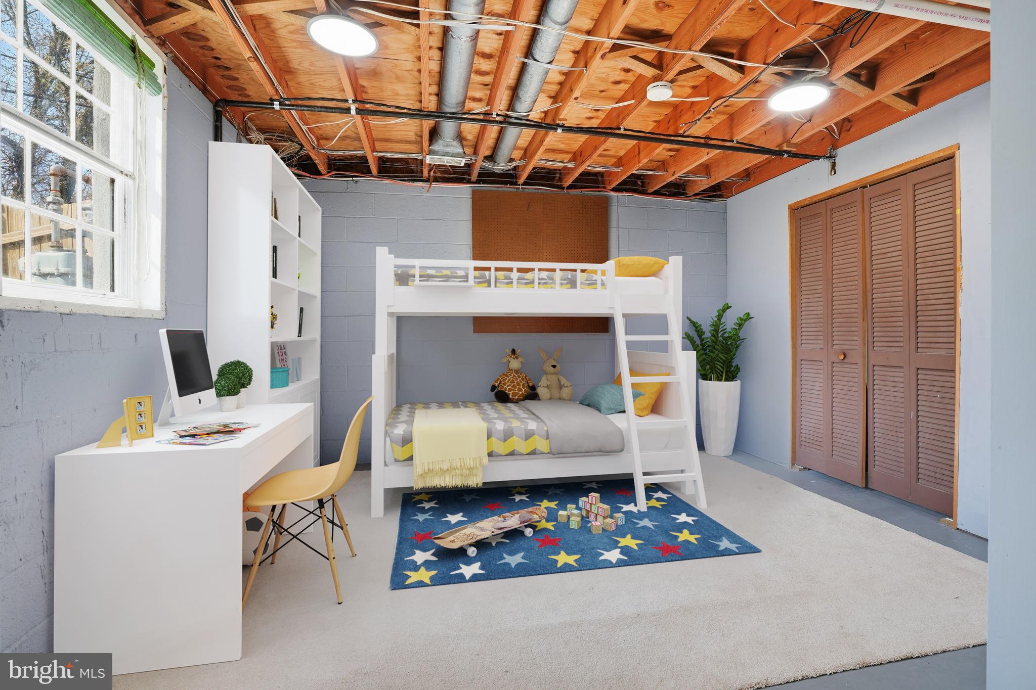 TEN HILLS - Residential