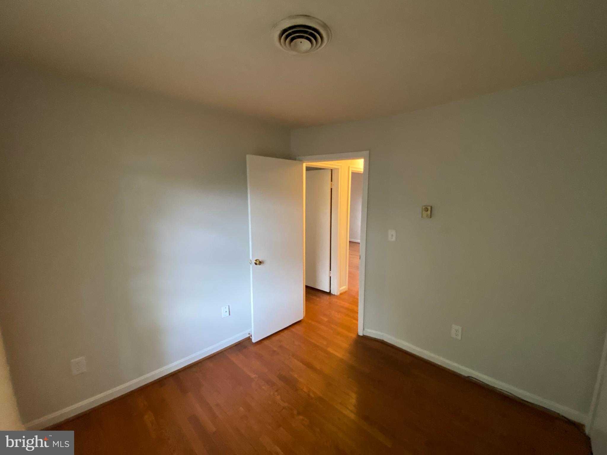 BELLEVUE COURT - Residential Lease