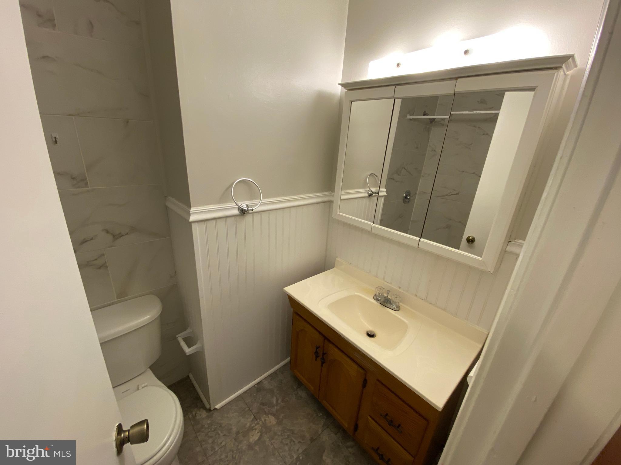 BELLEVUE COURT - Residential Lease