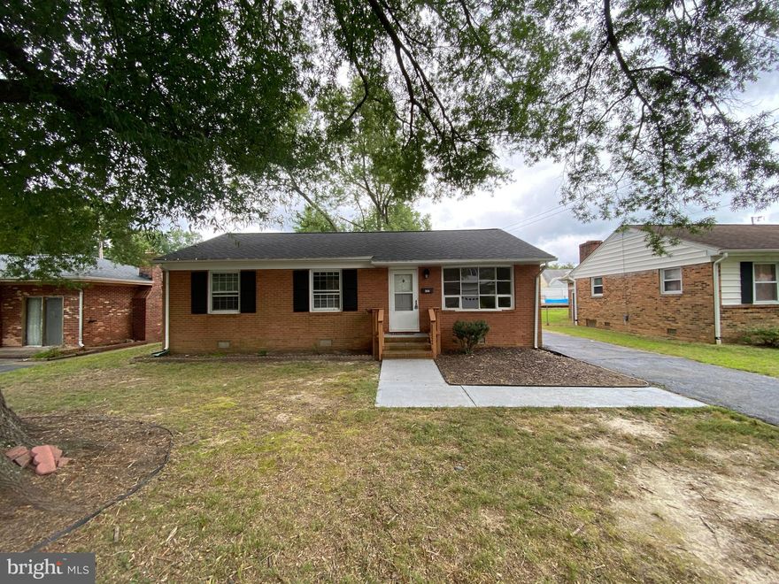 Discover the charm of this inviting 3 bedroom, 2 bathroom home located near Lafayette Blvd in Fredericksburg. Featuring laminate flooring throughout, this home offers a functional layout with a kitchen that includes plenty of cabinetry and a convenient dryer hookup. One of the bathrooms is equipped with a washer hookup for added ease. Off-street driveway parking provides everyday convenience, while the spacious, fenced backyard offers a private outdoor space to enjoy. Ideally situated near major commuter routes, shopping, dining, parks, and public transportation.

*Washer/Dryer Hookups Available

CREDIT: Good Credit Required
PETS: Yes, case-by-case
PET FEE: $450/pet non-refundable fee
UTILITIES: Tenant Pays All
APPLICATION FEE: $60 per applicant
SECURITY DEPOSIT:  Minimum One month's rent (Please note that in certain cases, a double deposit may be required)
RESIDENT BENEFIT PACKAGE: $25/month
LEASING FEE: $125 One time due with Move-in Funds.