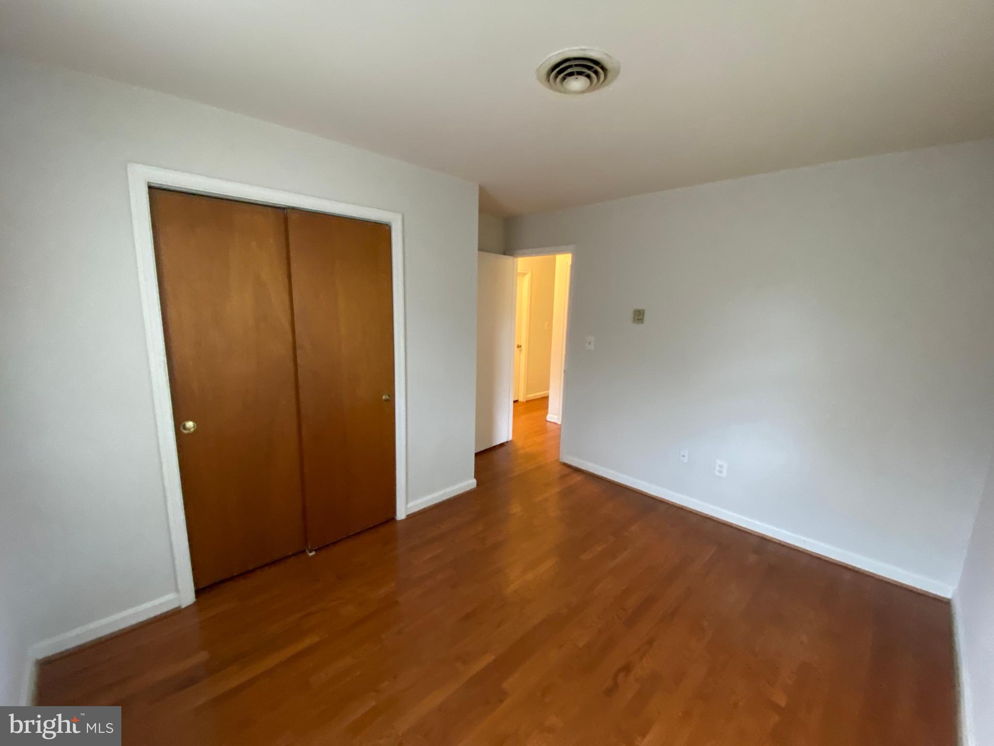 BELLEVUE COURT - Residential Lease