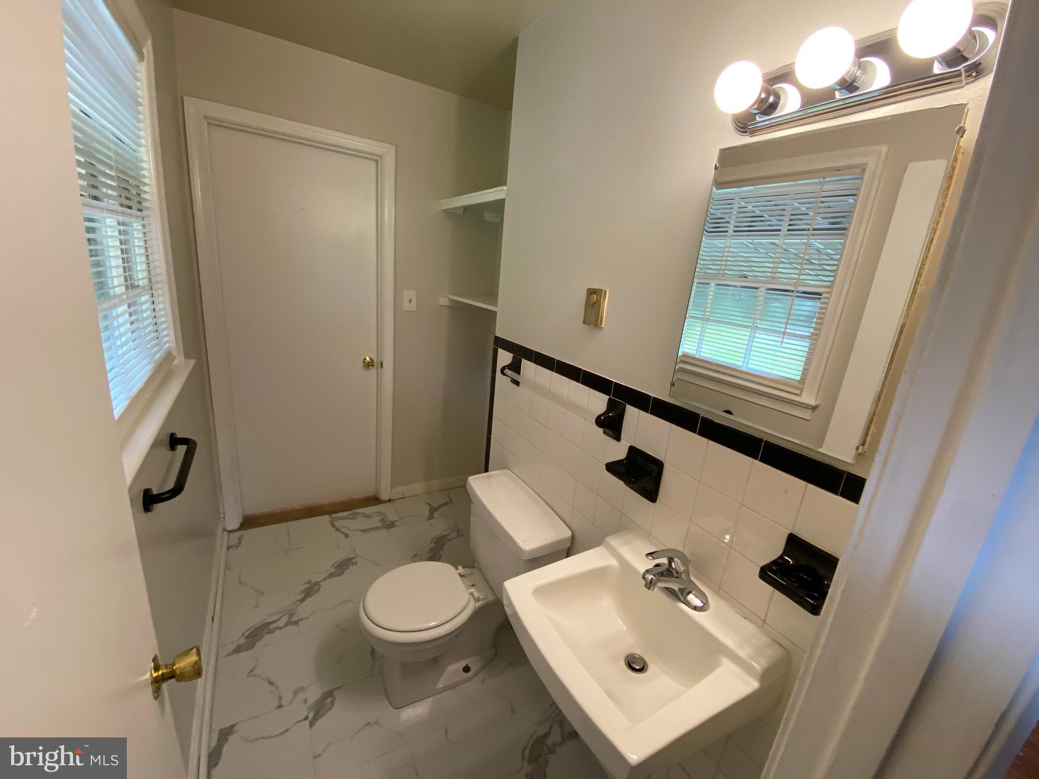 BELLEVUE COURT - Residential Lease