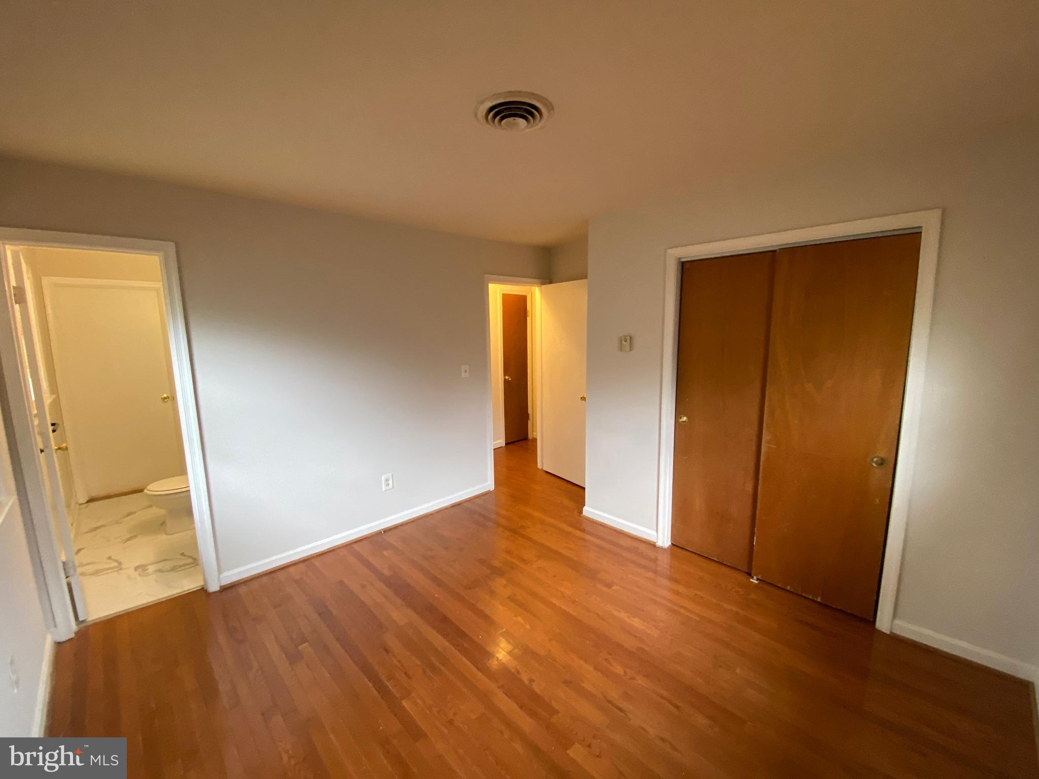 BELLEVUE COURT - Residential Lease