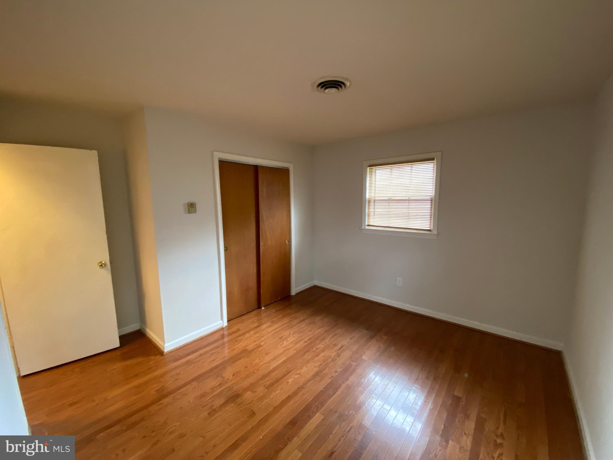 BELLEVUE COURT - Residential Lease