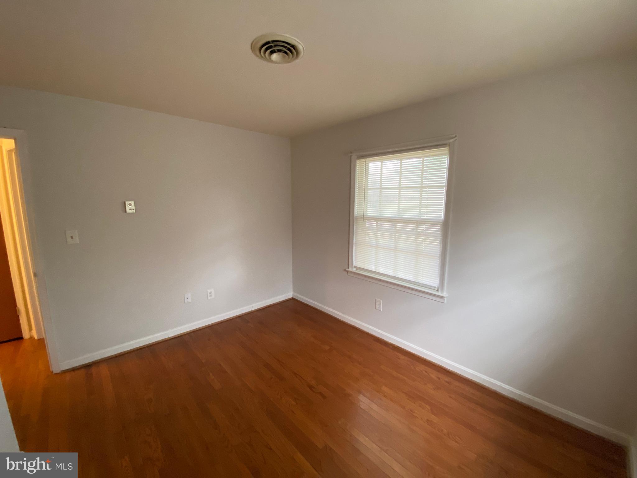 BELLEVUE COURT - Residential Lease