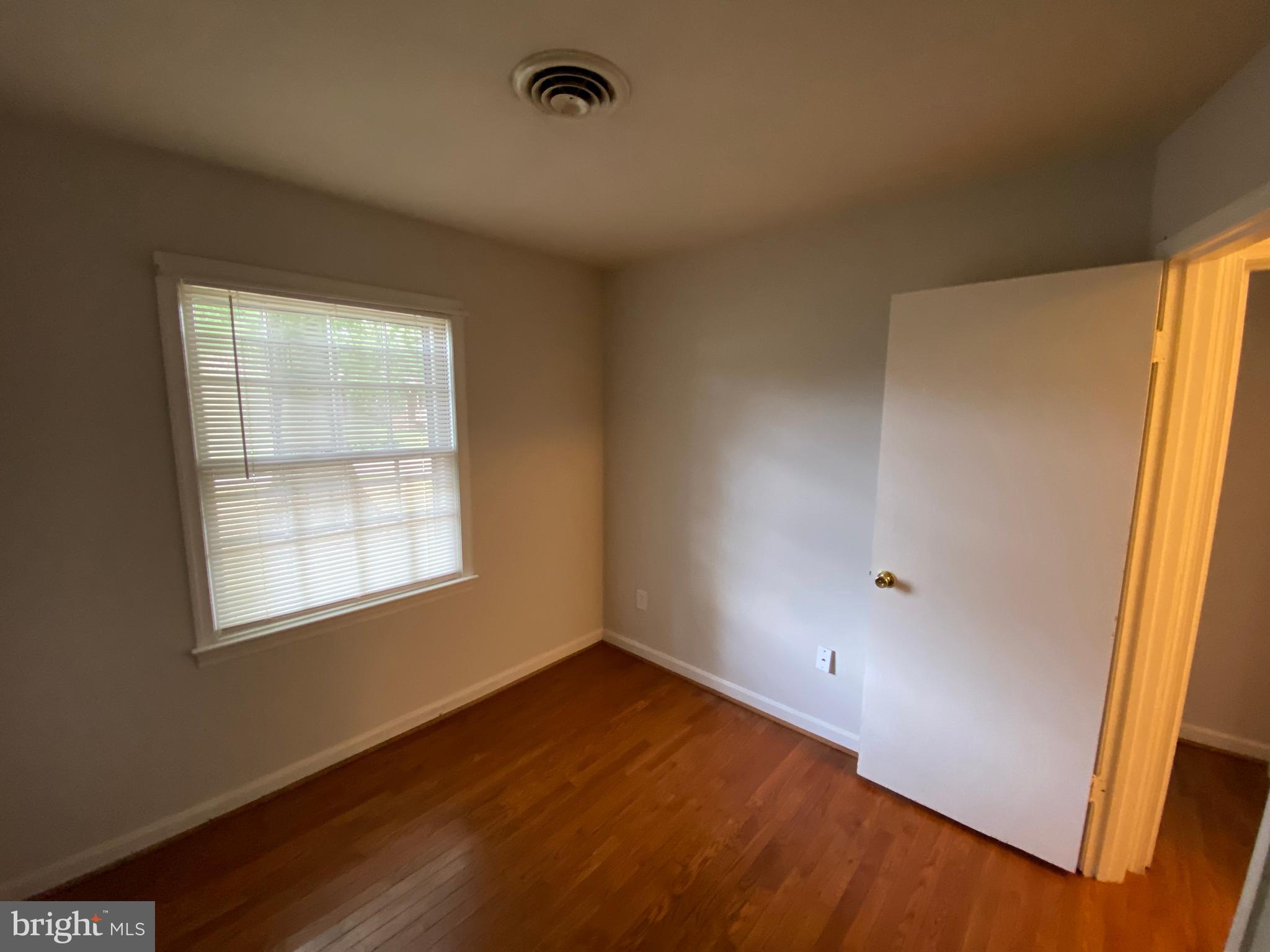 BELLEVUE COURT - Residential Lease