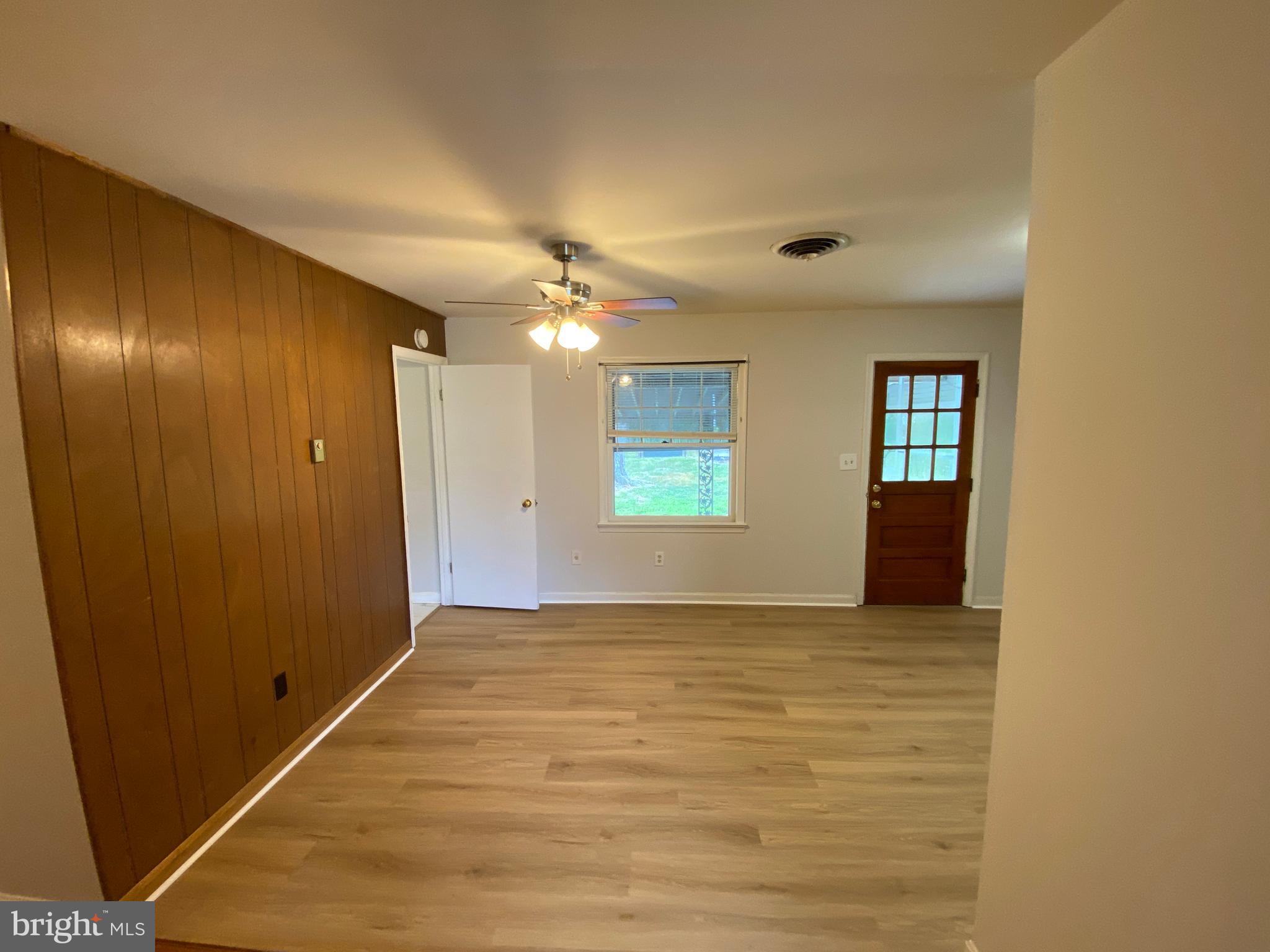 BELLEVUE COURT - Residential Lease