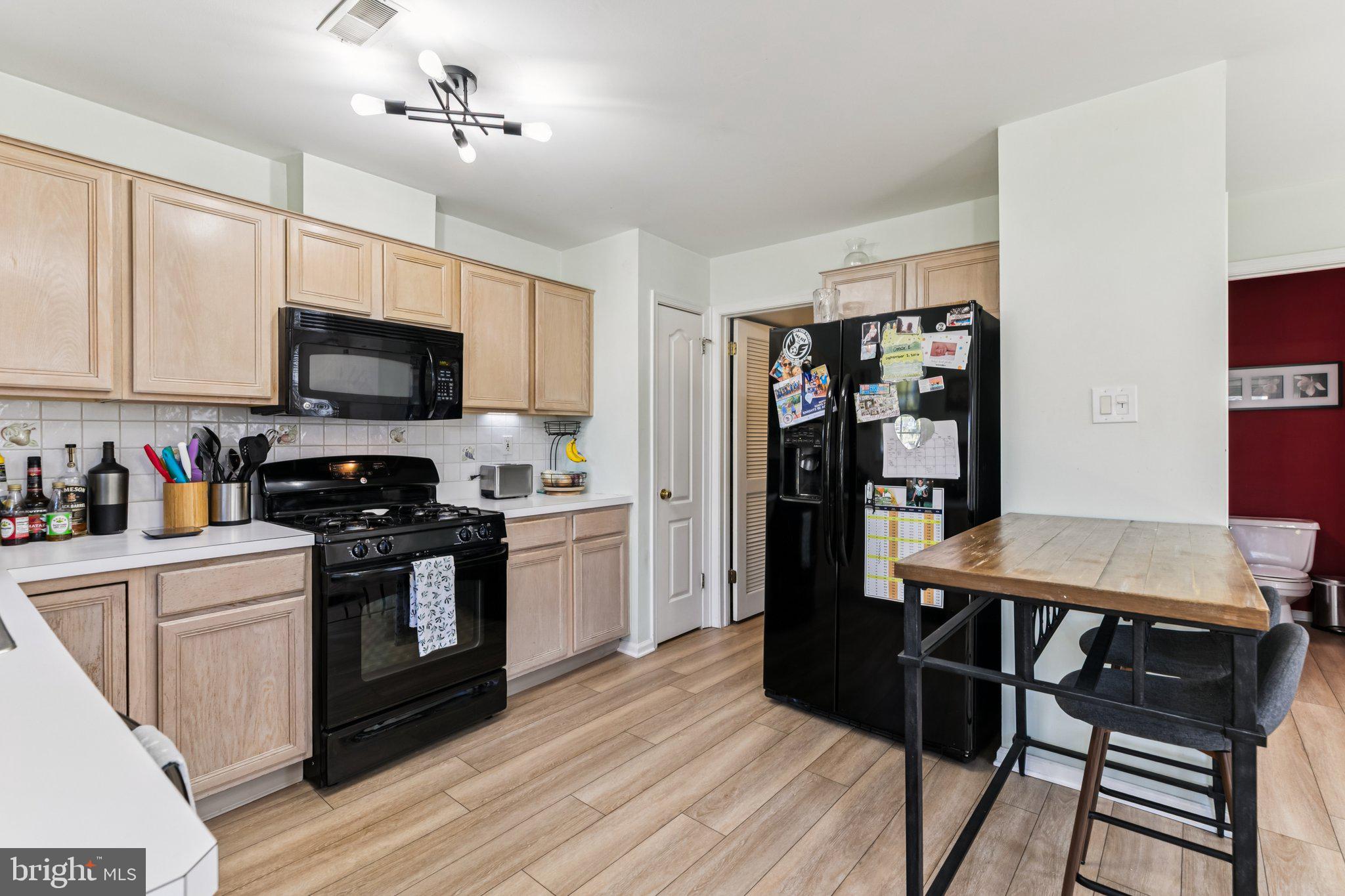 GWYNEDD POINTE - Residential