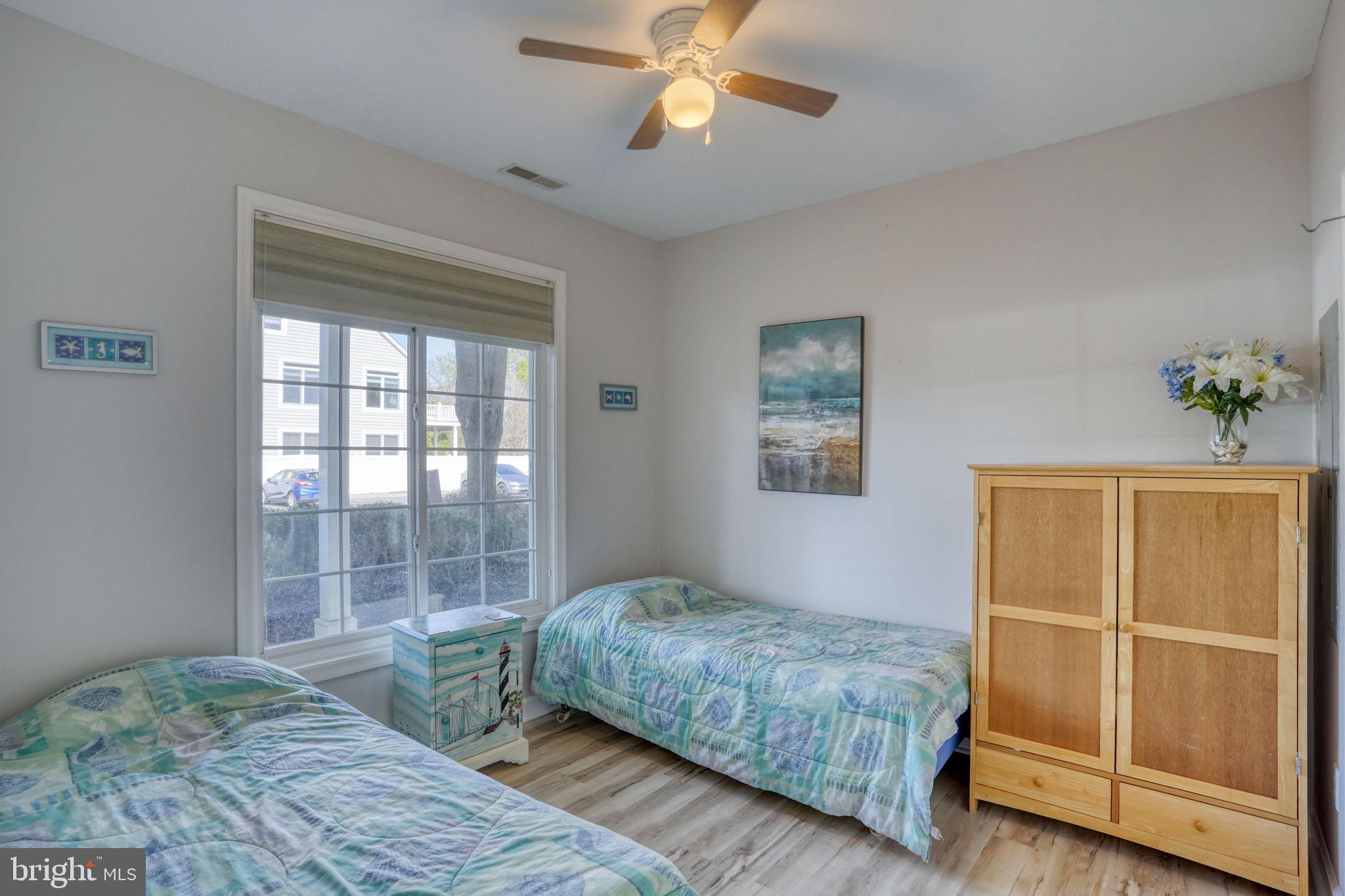 SUMMERLYN - Residential