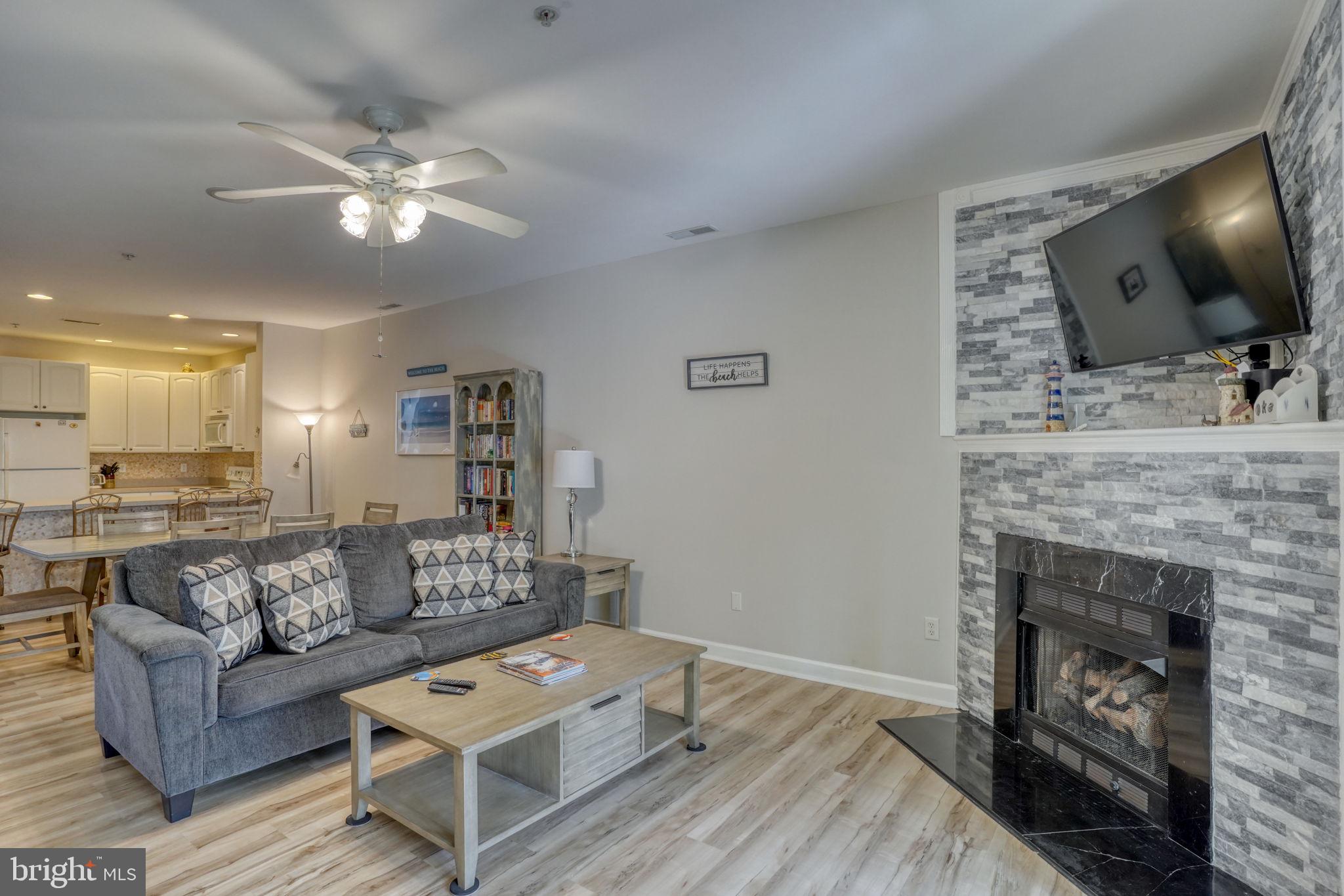 SUMMERLYN - Residential