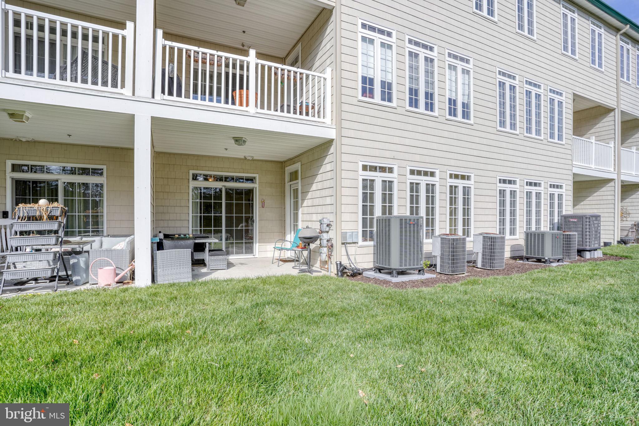 SUMMERLYN - Residential