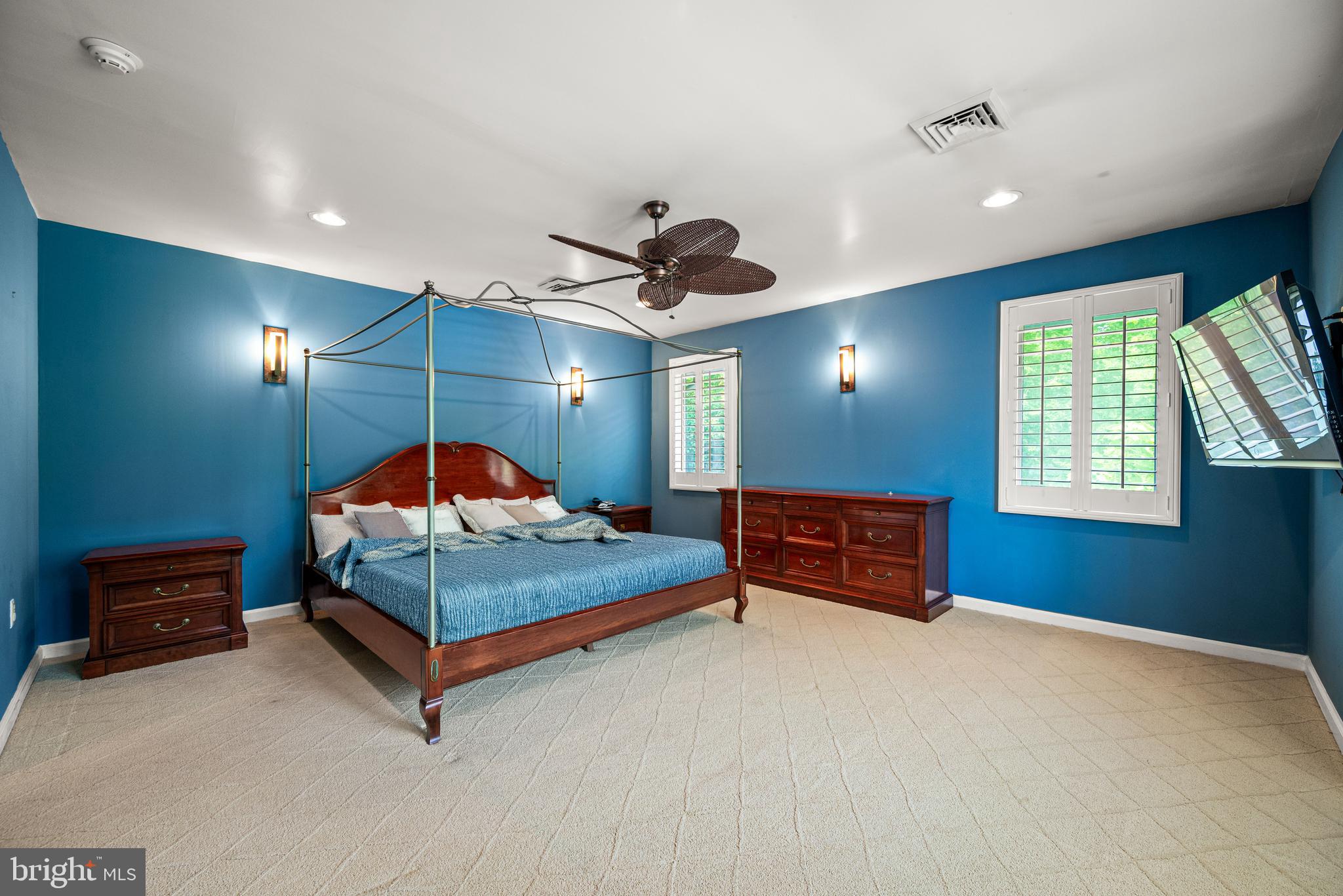 LAFAYETTE HILL - Residential