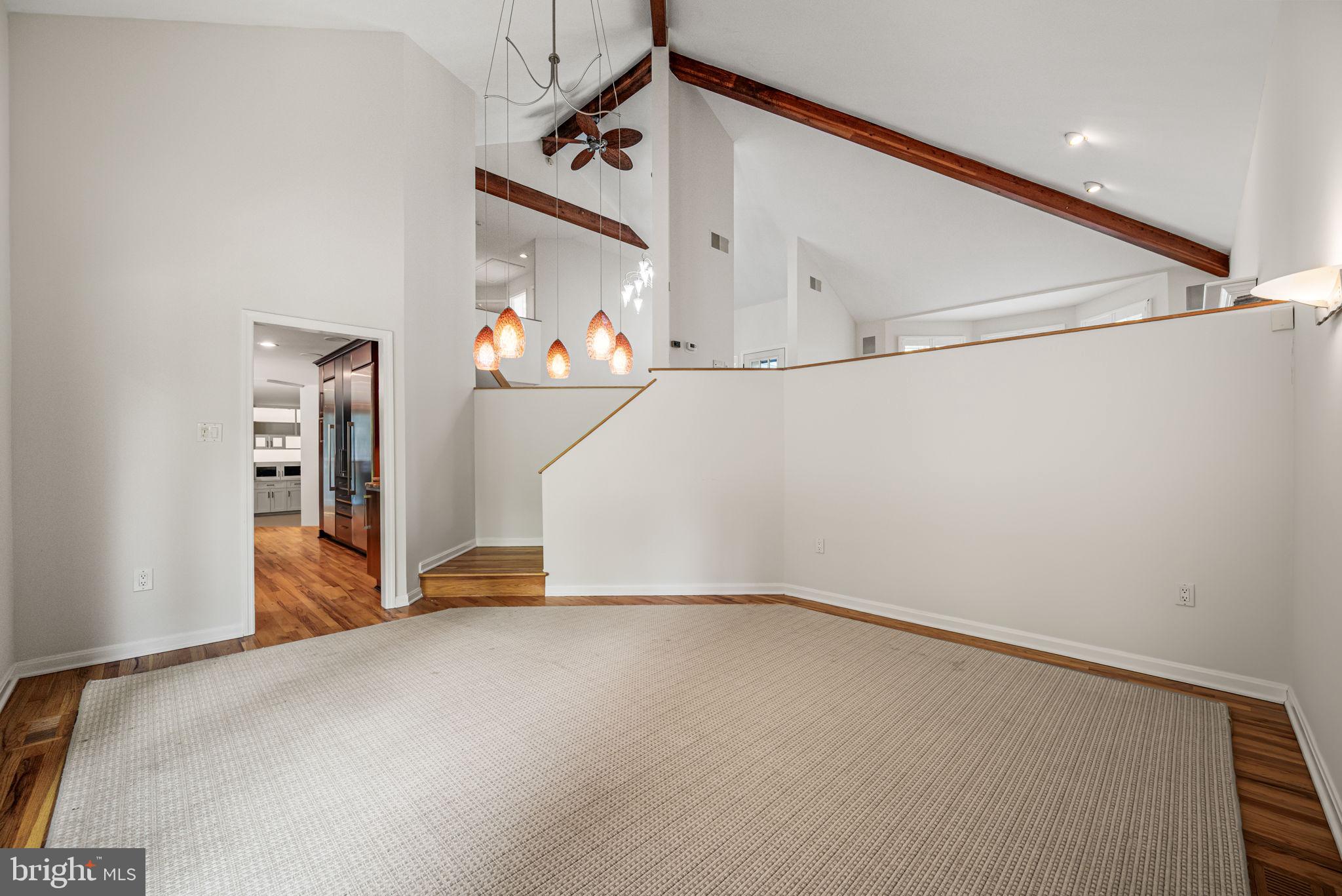 LAFAYETTE HILL - Residential