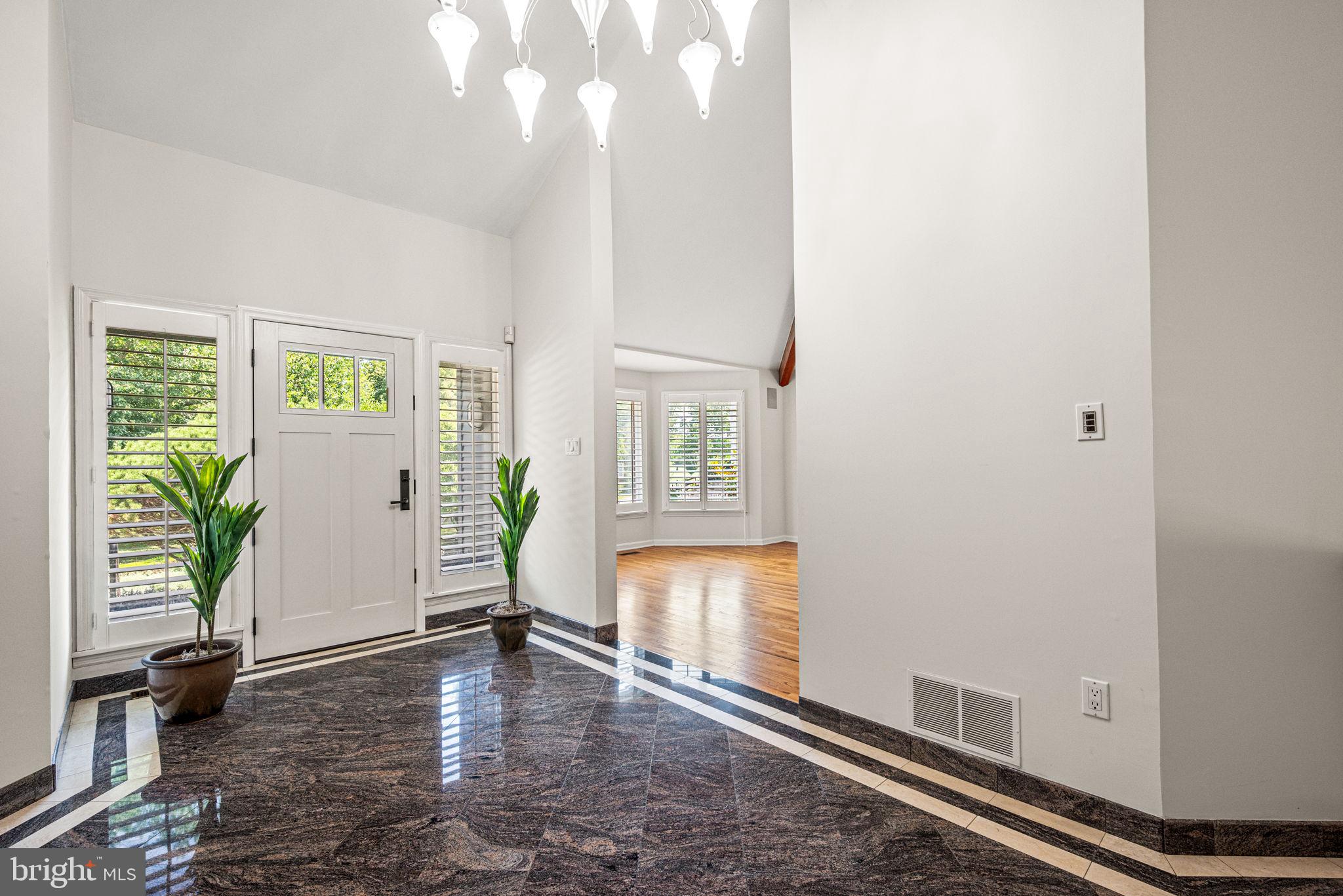 LAFAYETTE HILL - Residential
