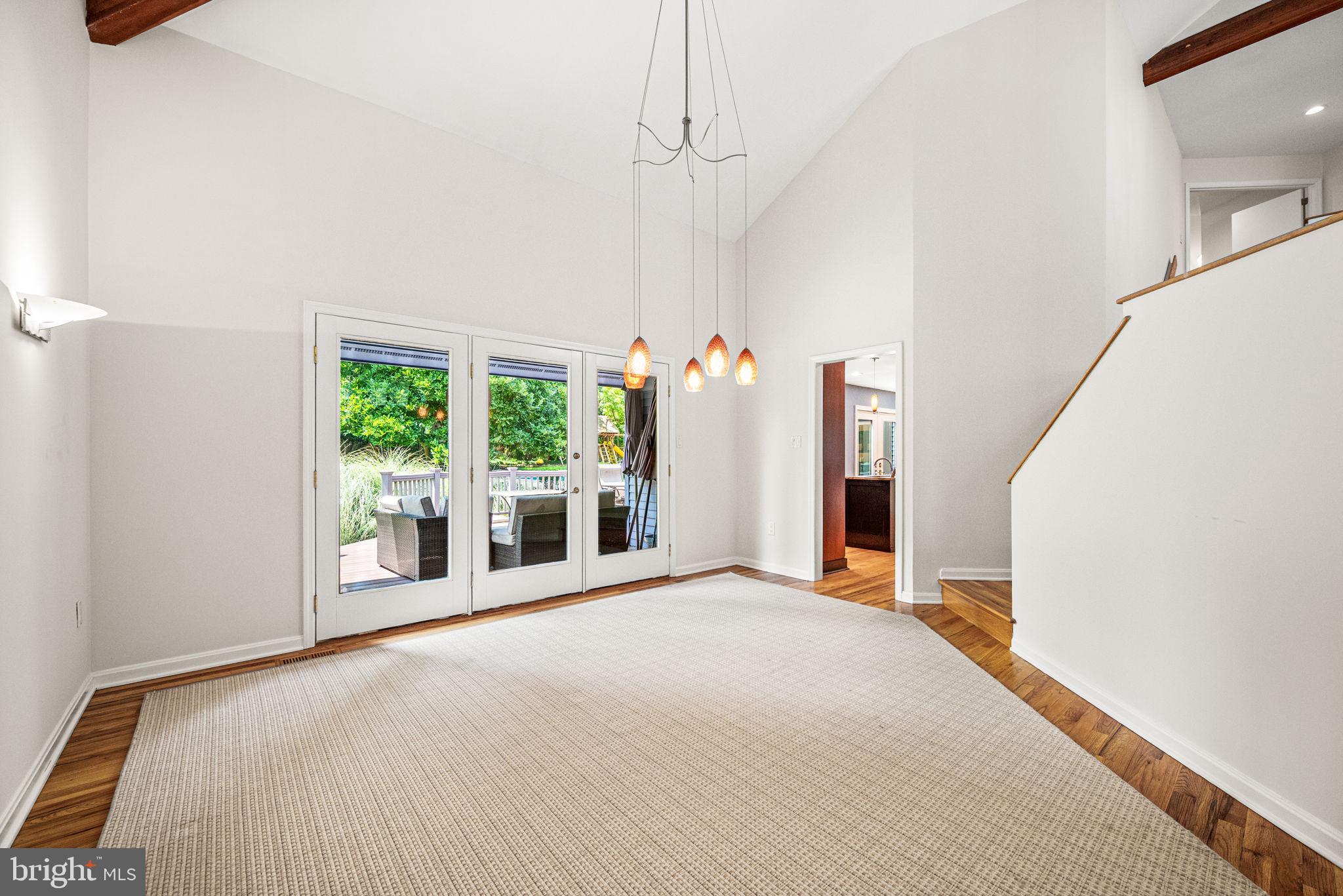 LAFAYETTE HILL - Residential