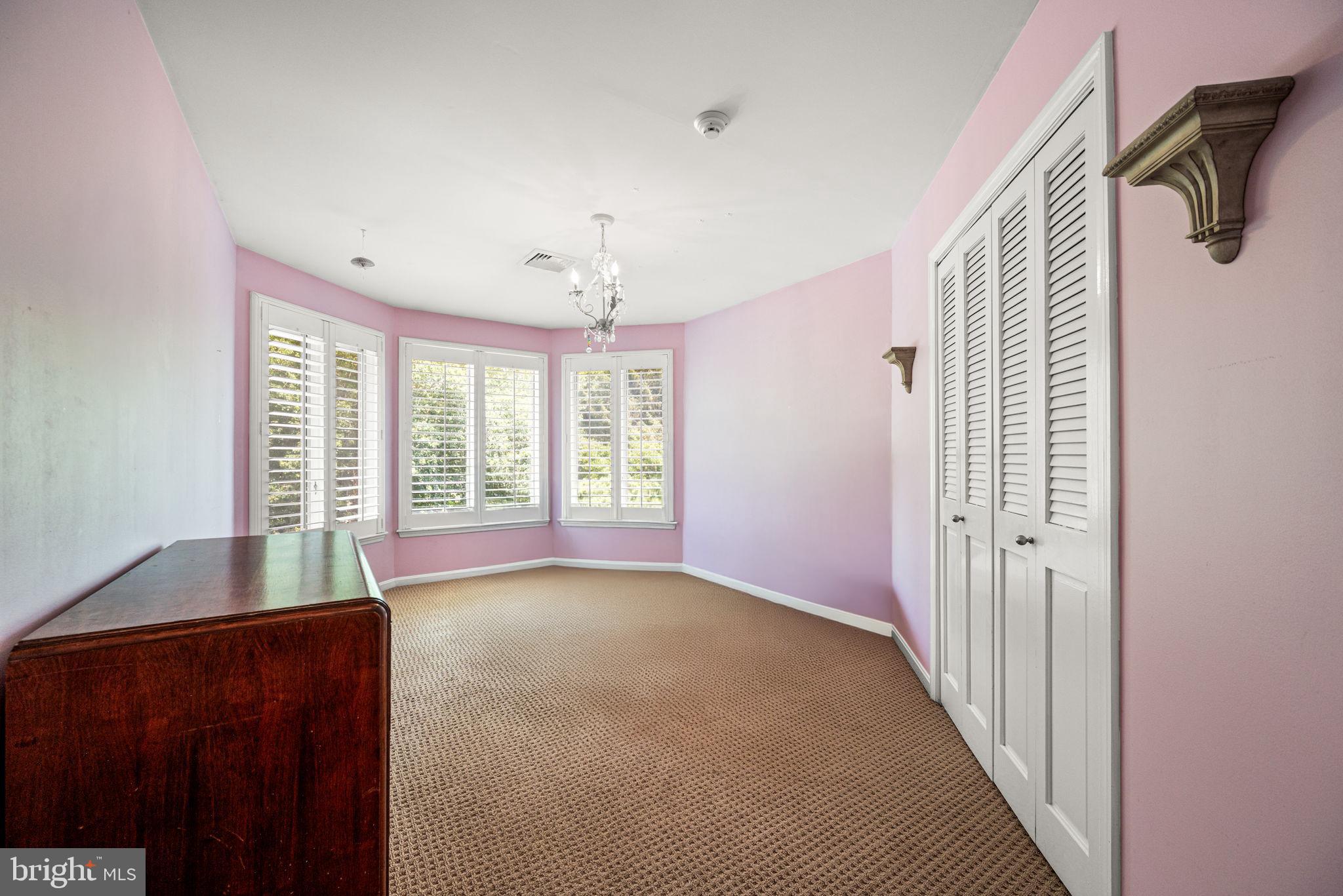 LAFAYETTE HILL - Residential