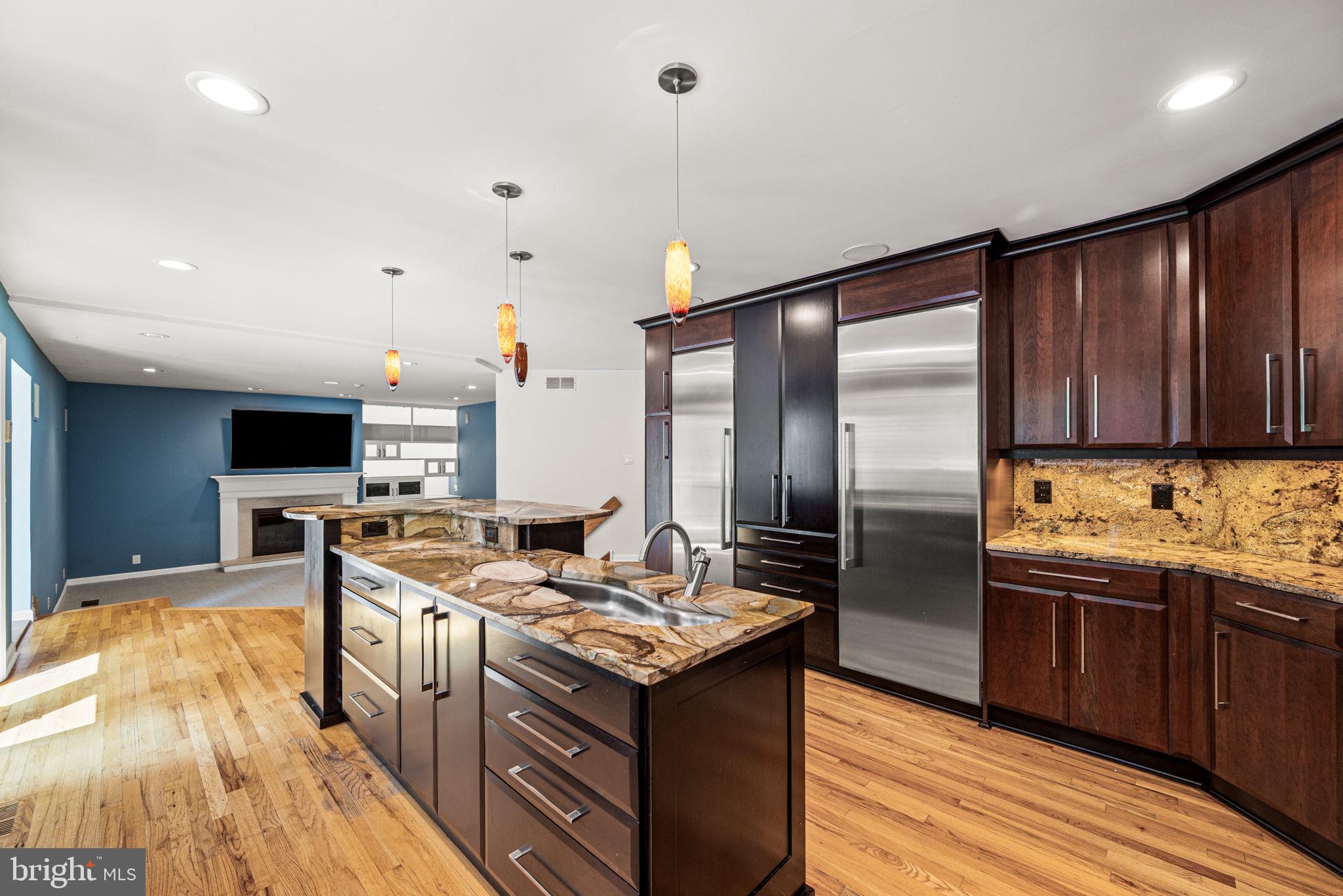 LAFAYETTE HILL - Residential