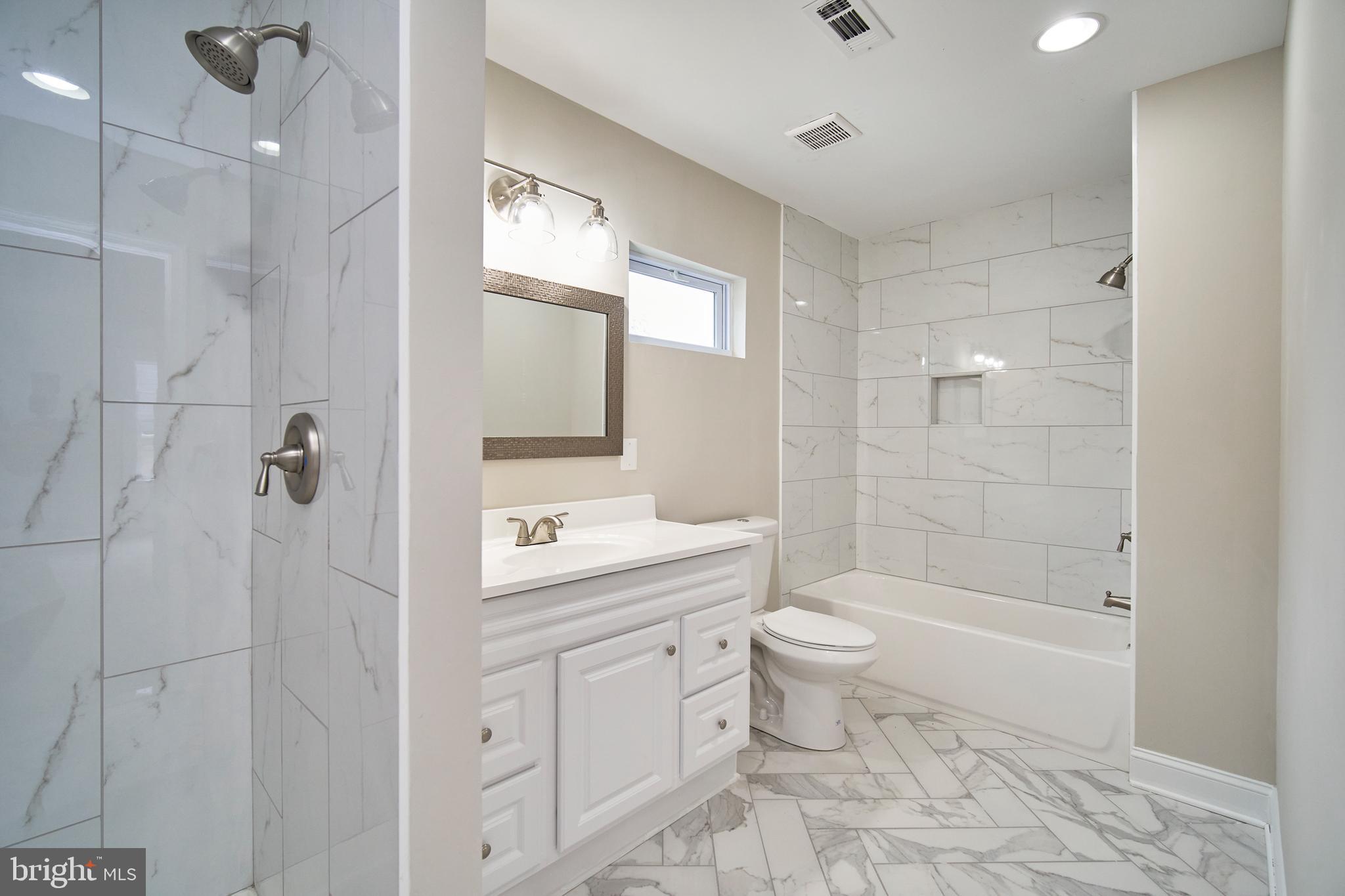 WINDSOR HILLS - Residential