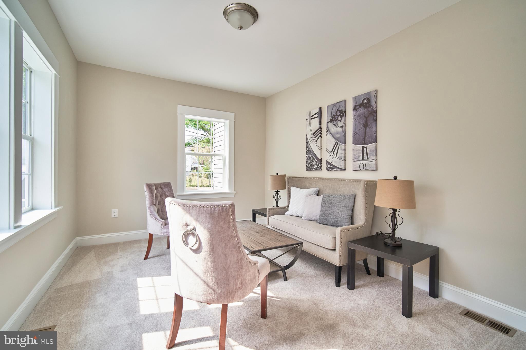 WINDSOR HILLS - Residential