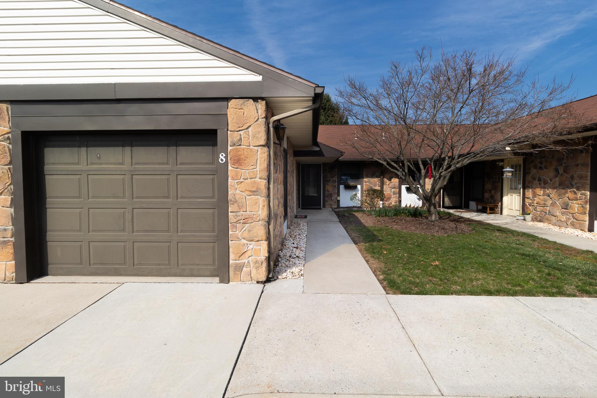 THE VILLAS - Residential