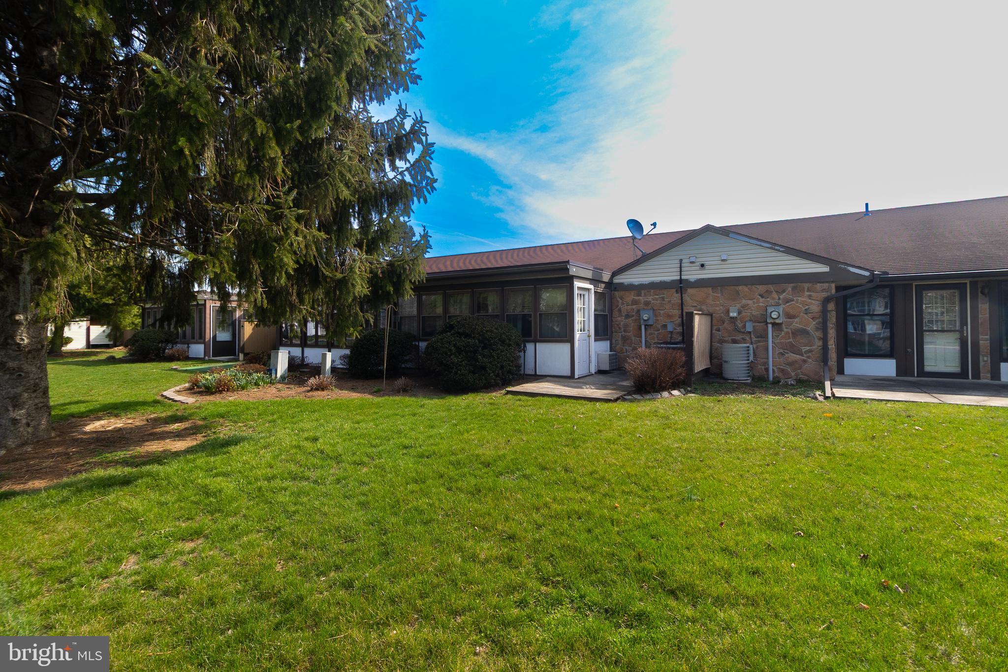 THE VILLAS - Residential