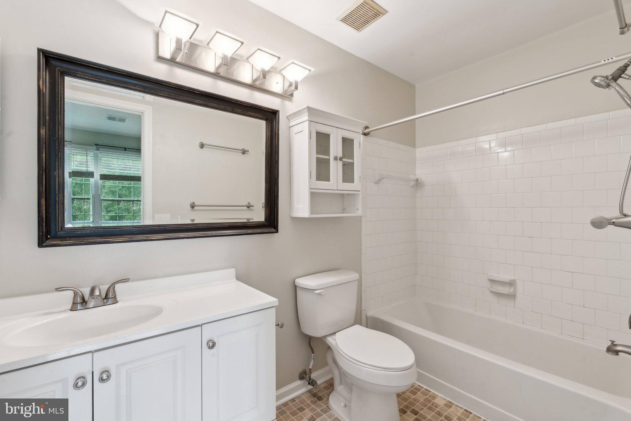 WOODSTONE - Residential Lease