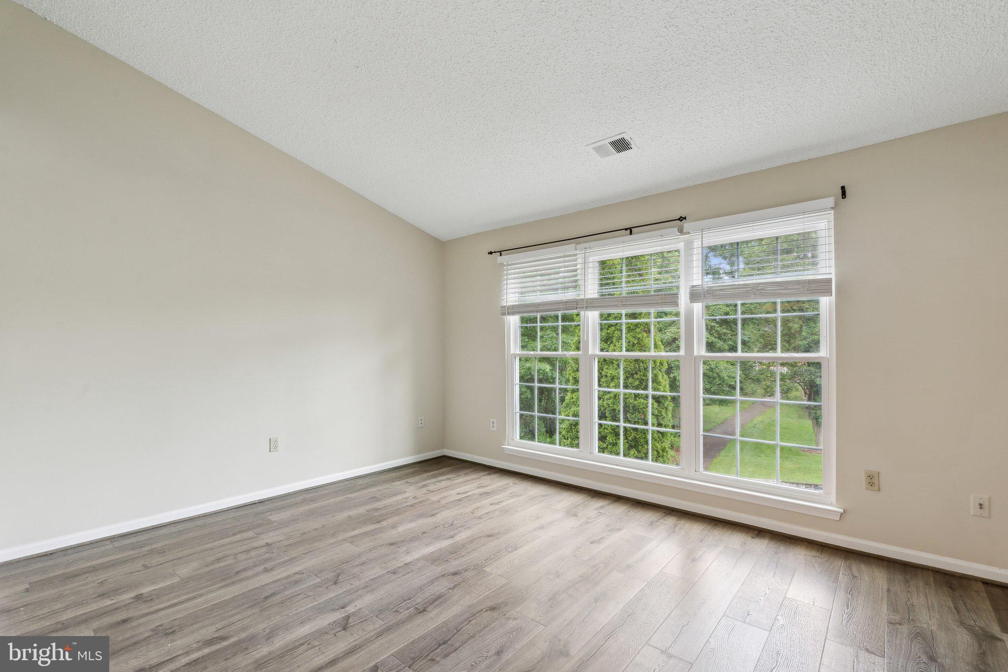 WOODSTONE - Residential Lease