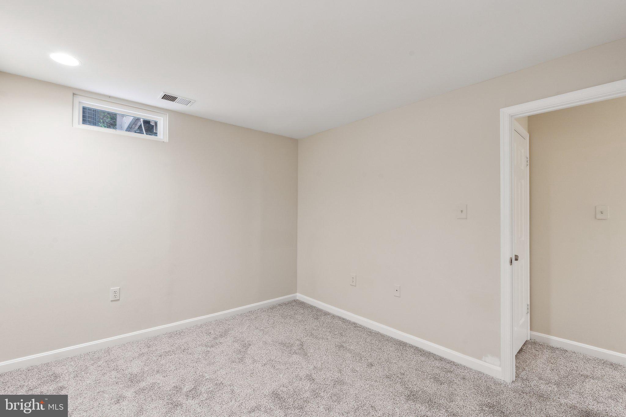 WOODSTONE - Residential Lease