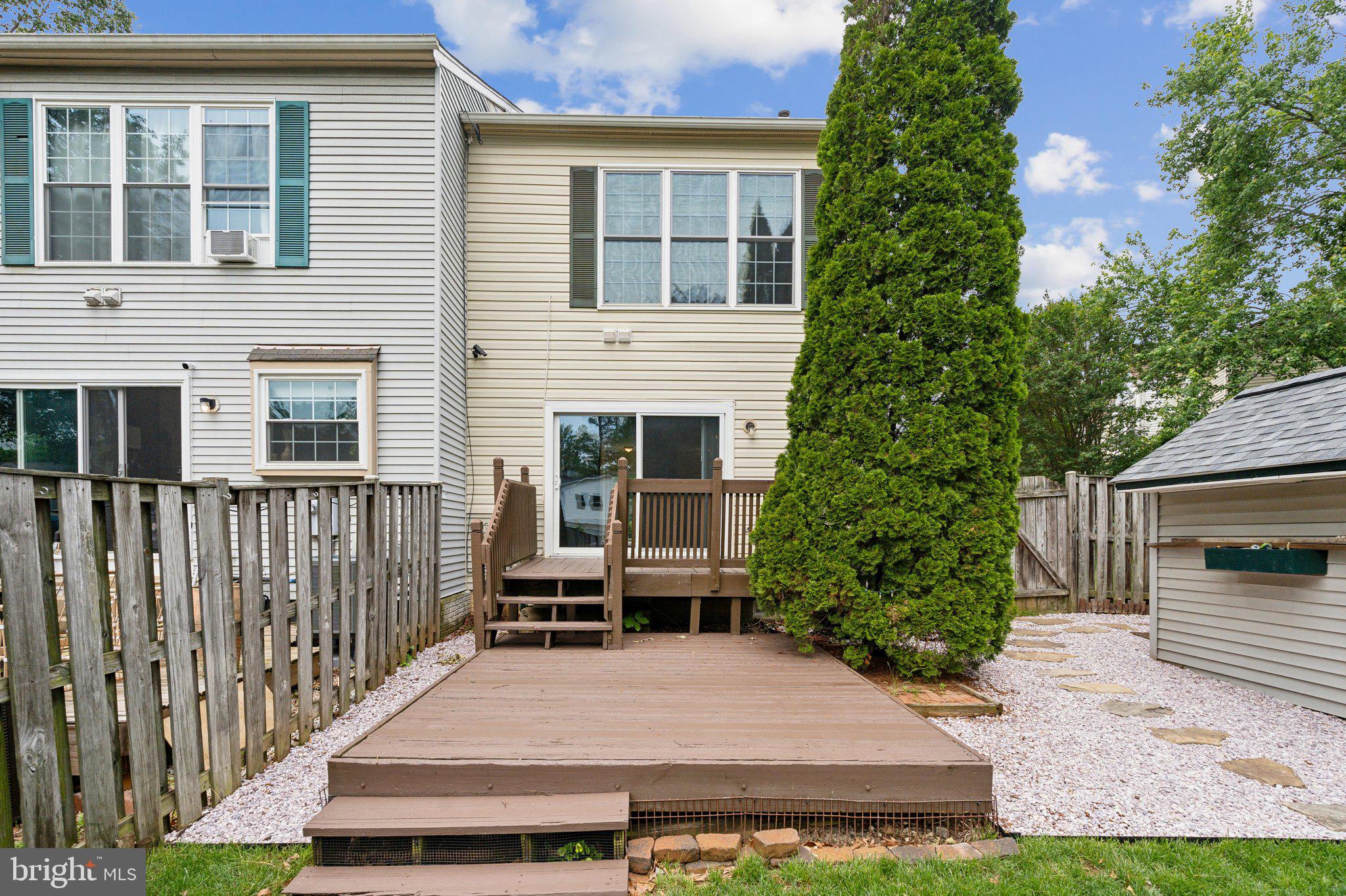 WOODSTONE - Residential Lease