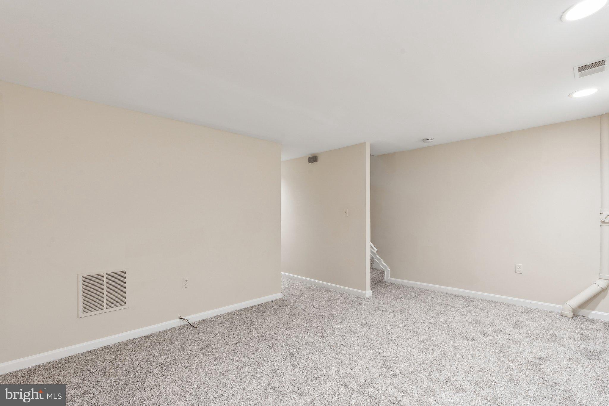 WOODSTONE - Residential Lease