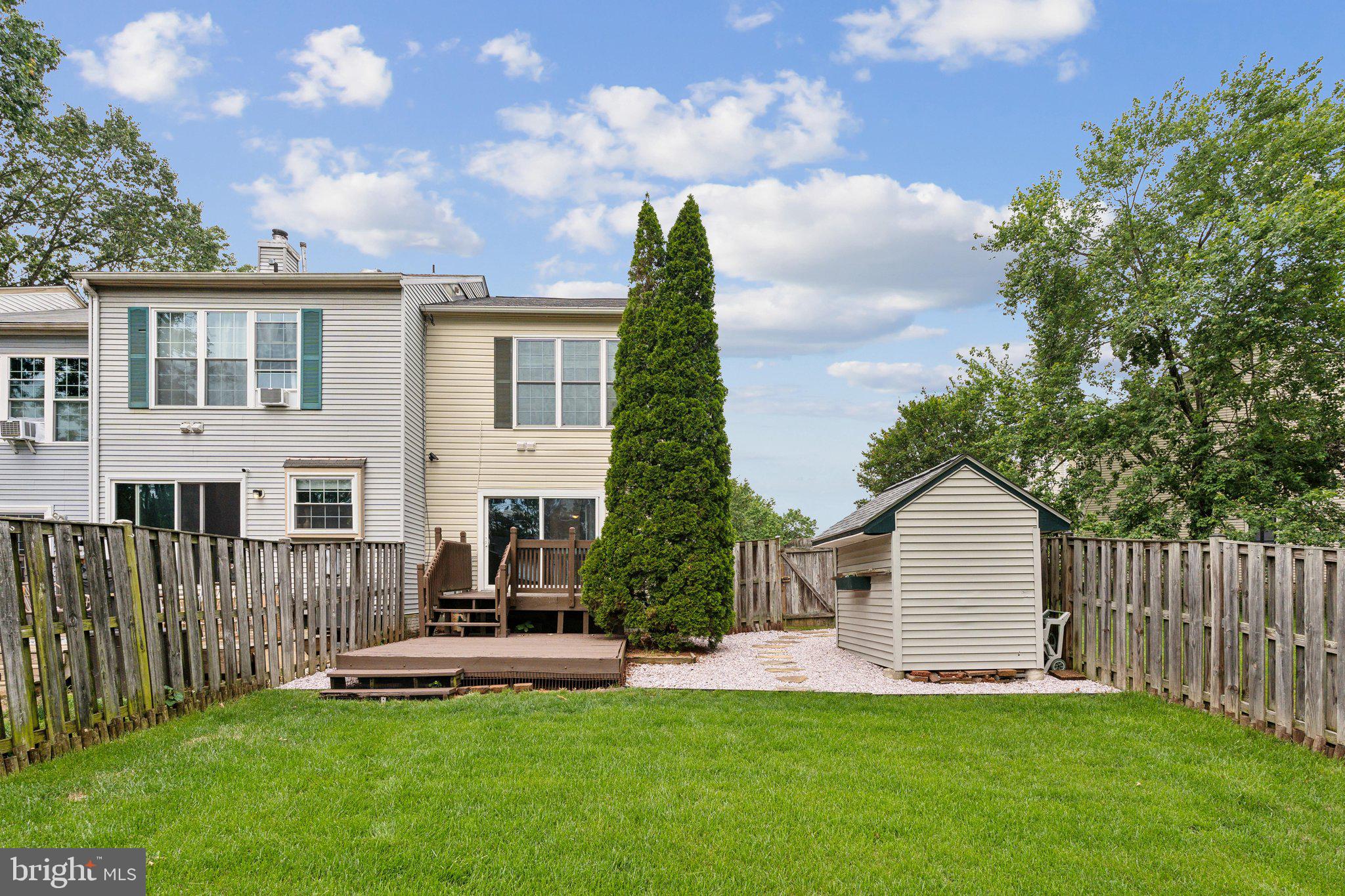 WOODSTONE - Residential Lease